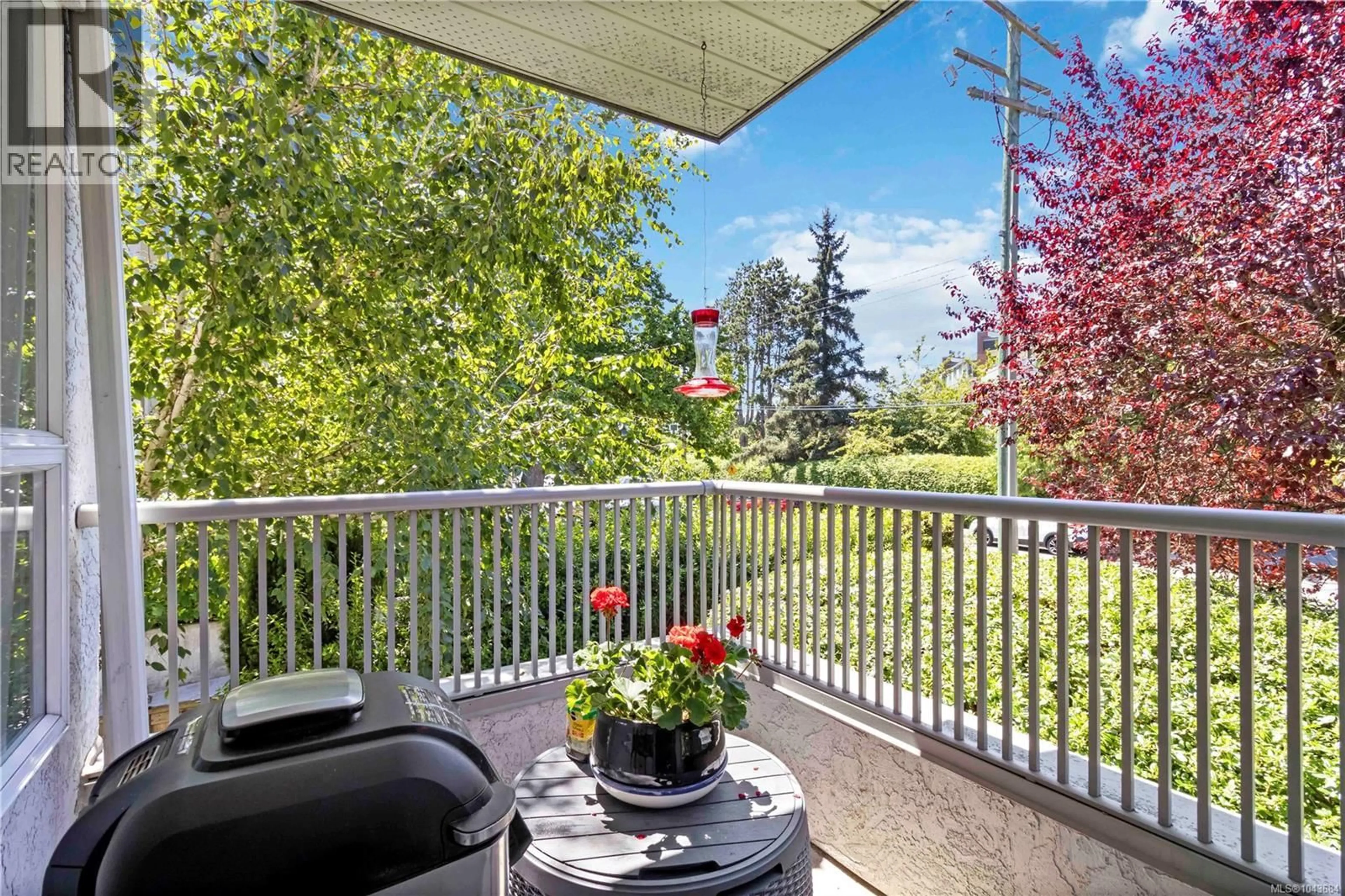 Patio, unknown for 203 - 9945 FIFTH STREET, Sidney British Columbia V8L2X6