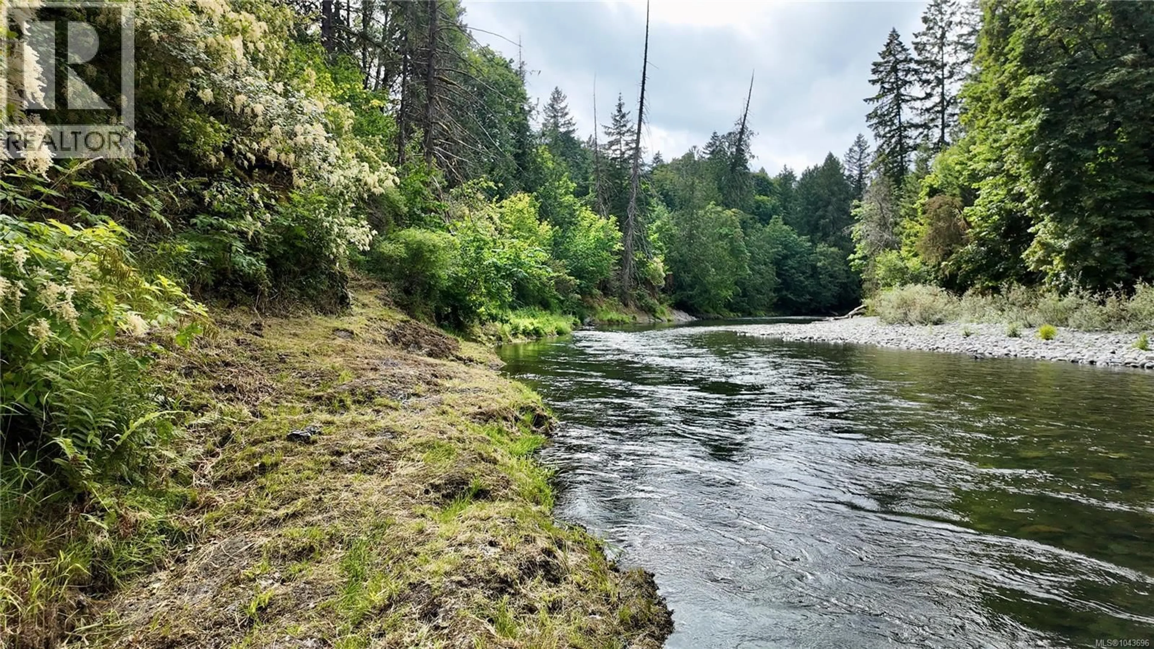 Blurry image for 4021 JOHN'S ROAD, Duncan British Columbia V9L6S7