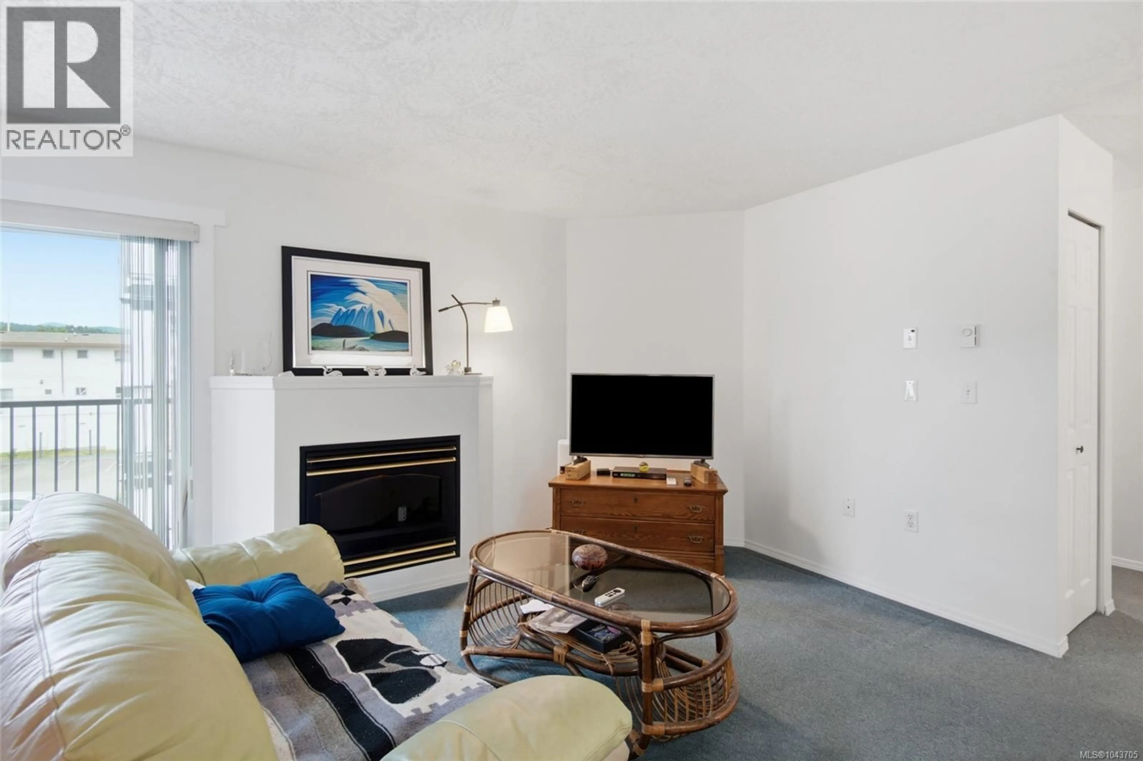 Living room with furniture, unknown for 313 - 3855 11TH AVENUE, Port Alberni British Columbia V9Y4Z2