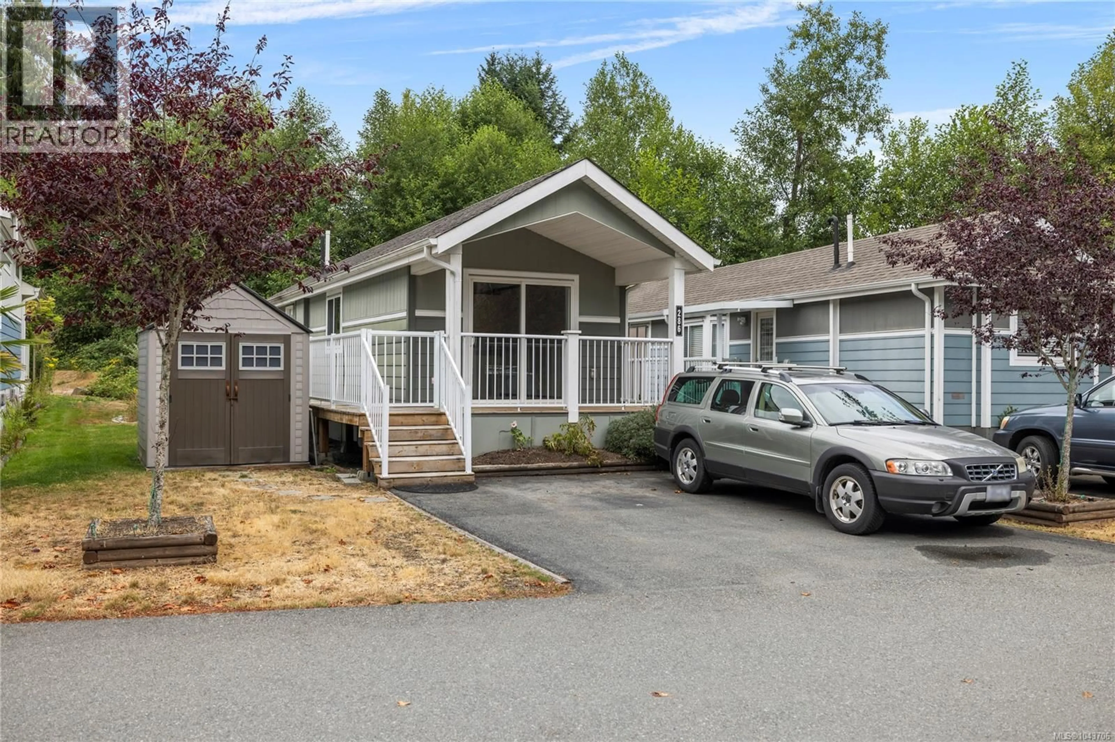Home with vinyl exterior material, street for 286 - 3042 RIVER ROAD, Chemainus British Columbia V0R1K3