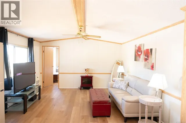 32 - 450 STANFORD AVENUE EAST, Parksville 2