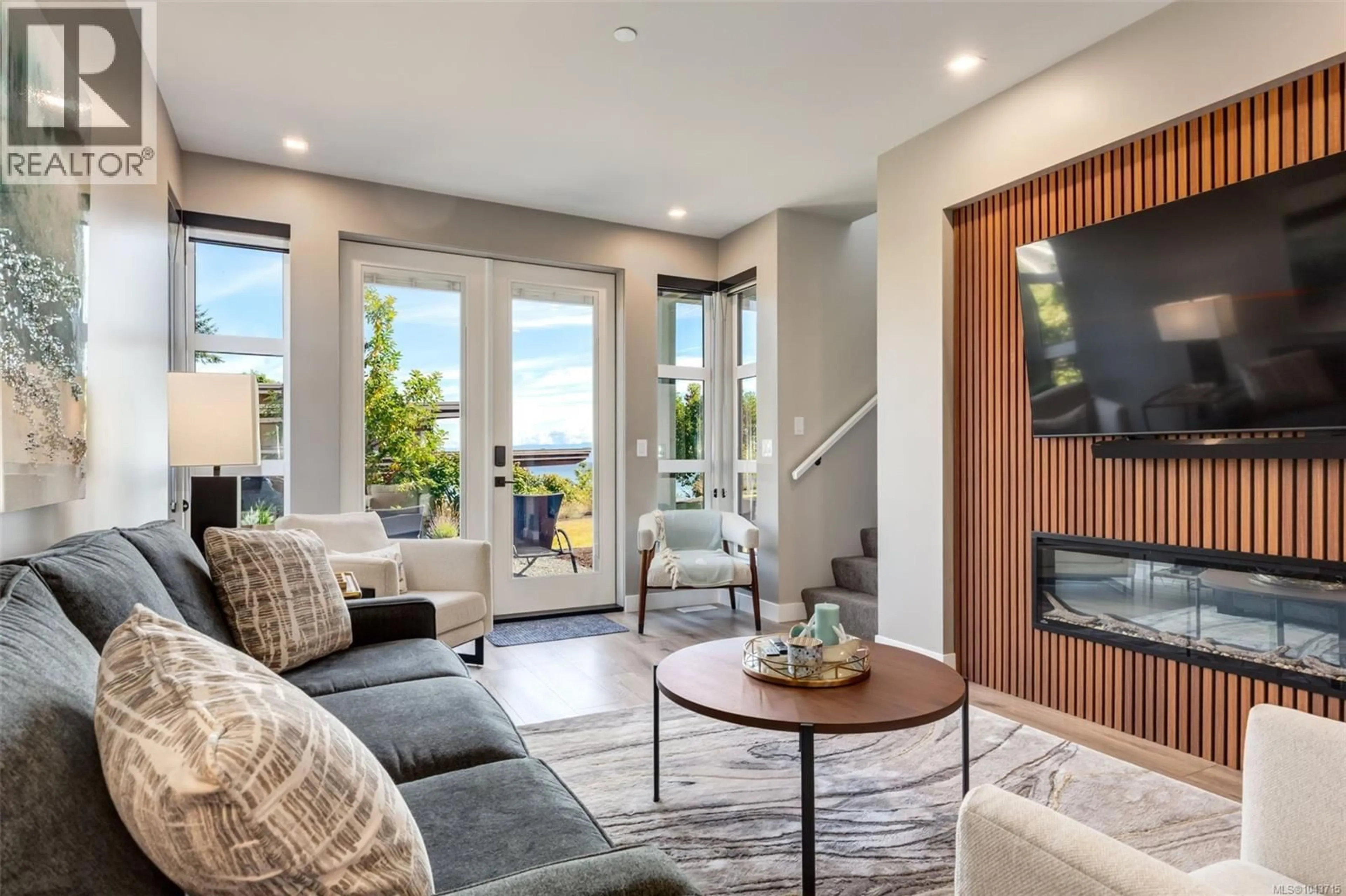 Living room with furniture, unknown for 39 - 1175 RESORT DRIVE, Parksville British Columbia V9P2E3