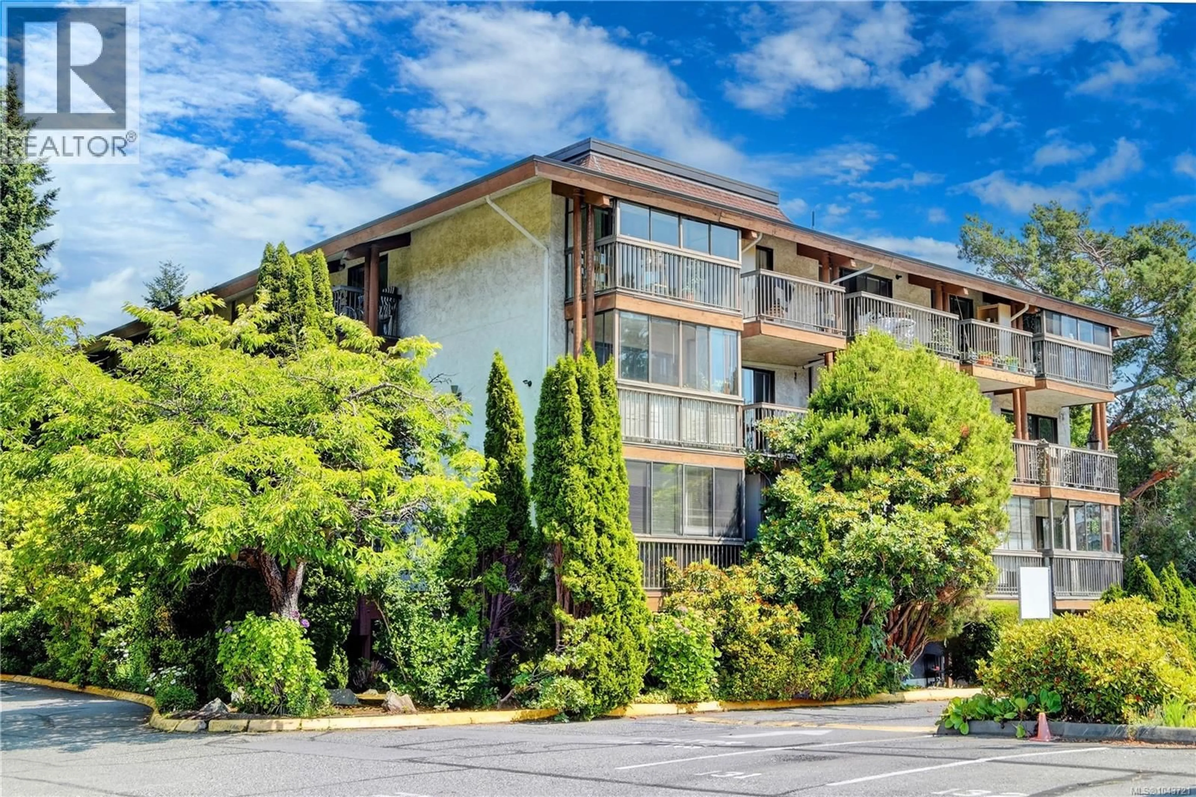 Unknown for 304 - 1009 MCKENZIE AVENUE, Saanich British Columbia V8X4B1