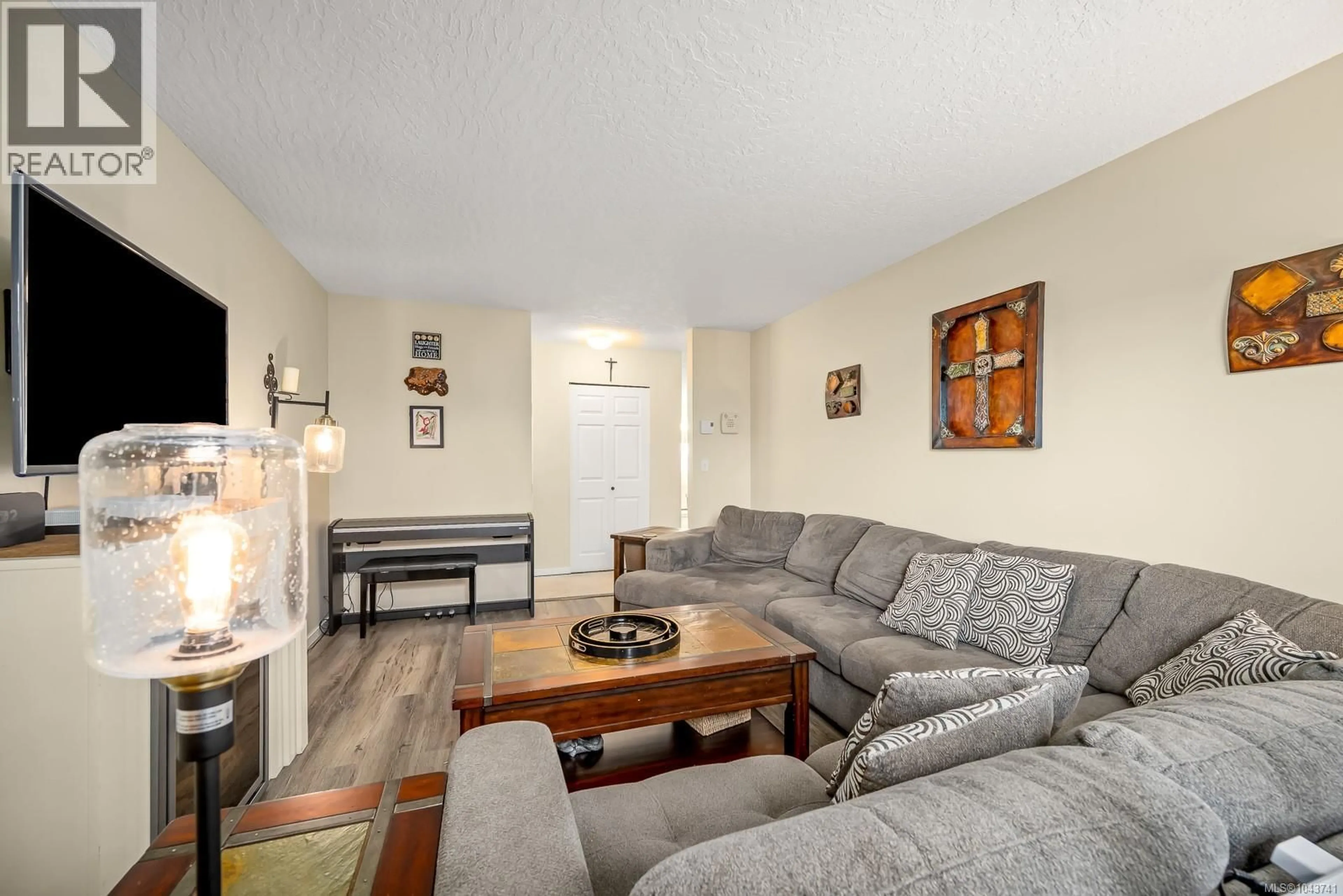 Living room with furniture, unknown for A - 2284 1ST STREET, Courtenay British Columbia V9N8X8