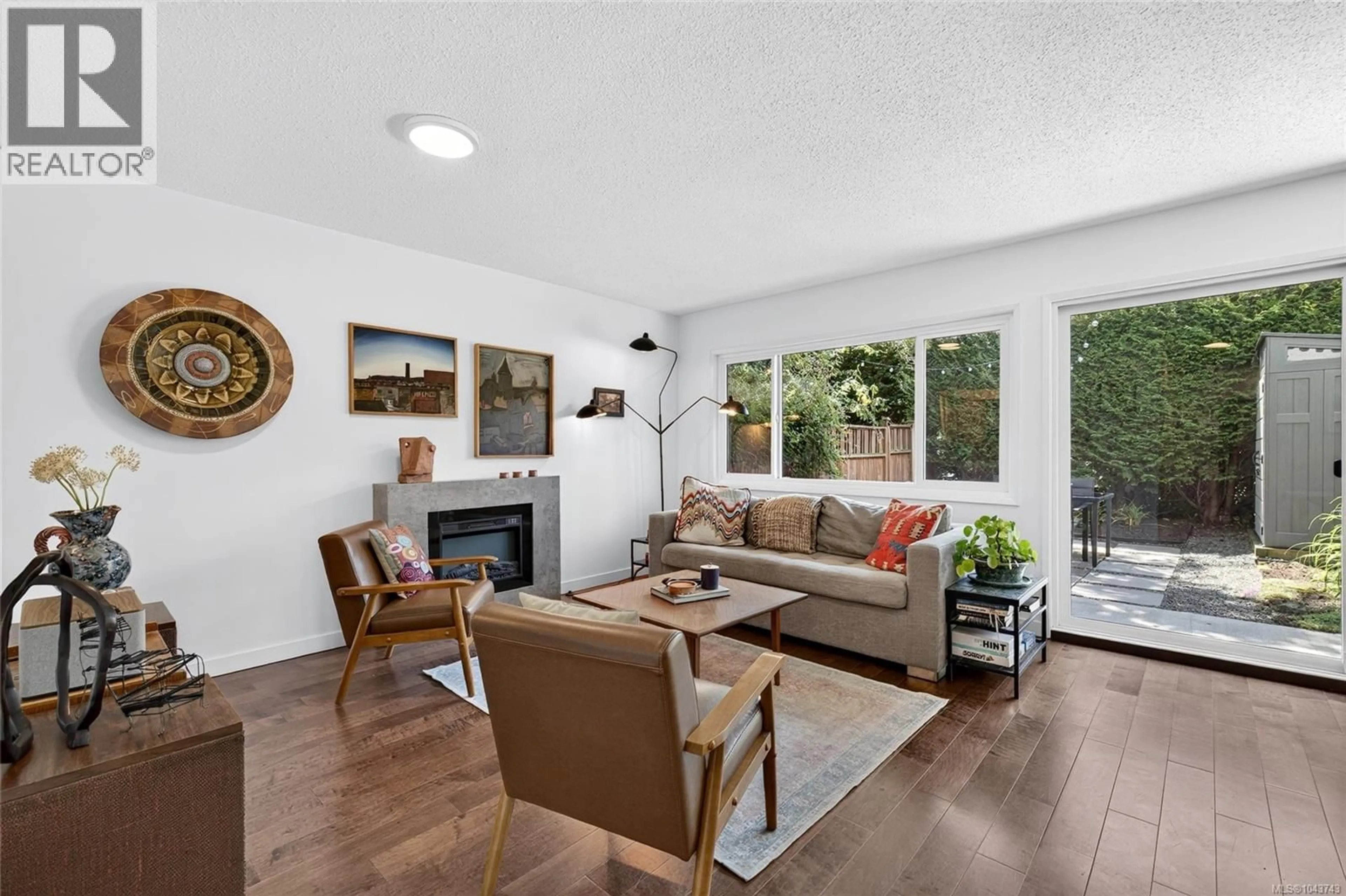 Living room with furniture, unknown for 105 - 119 LADYSMITH STREET, Victoria British Columbia V8V1J3