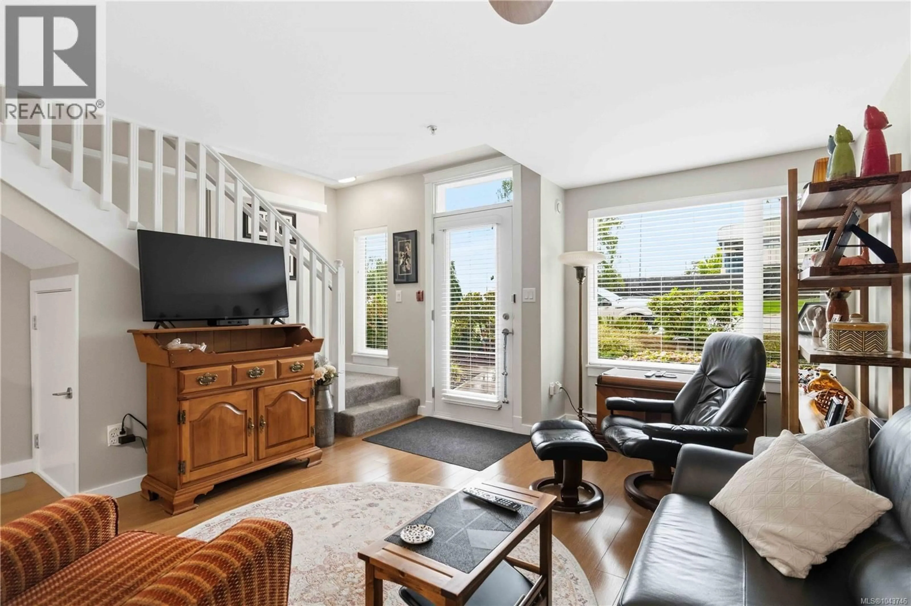 Living room with furniture, unknown for 102 - 1405 ESQUIMALT ROAD, Esquimalt British Columbia V9A0A4