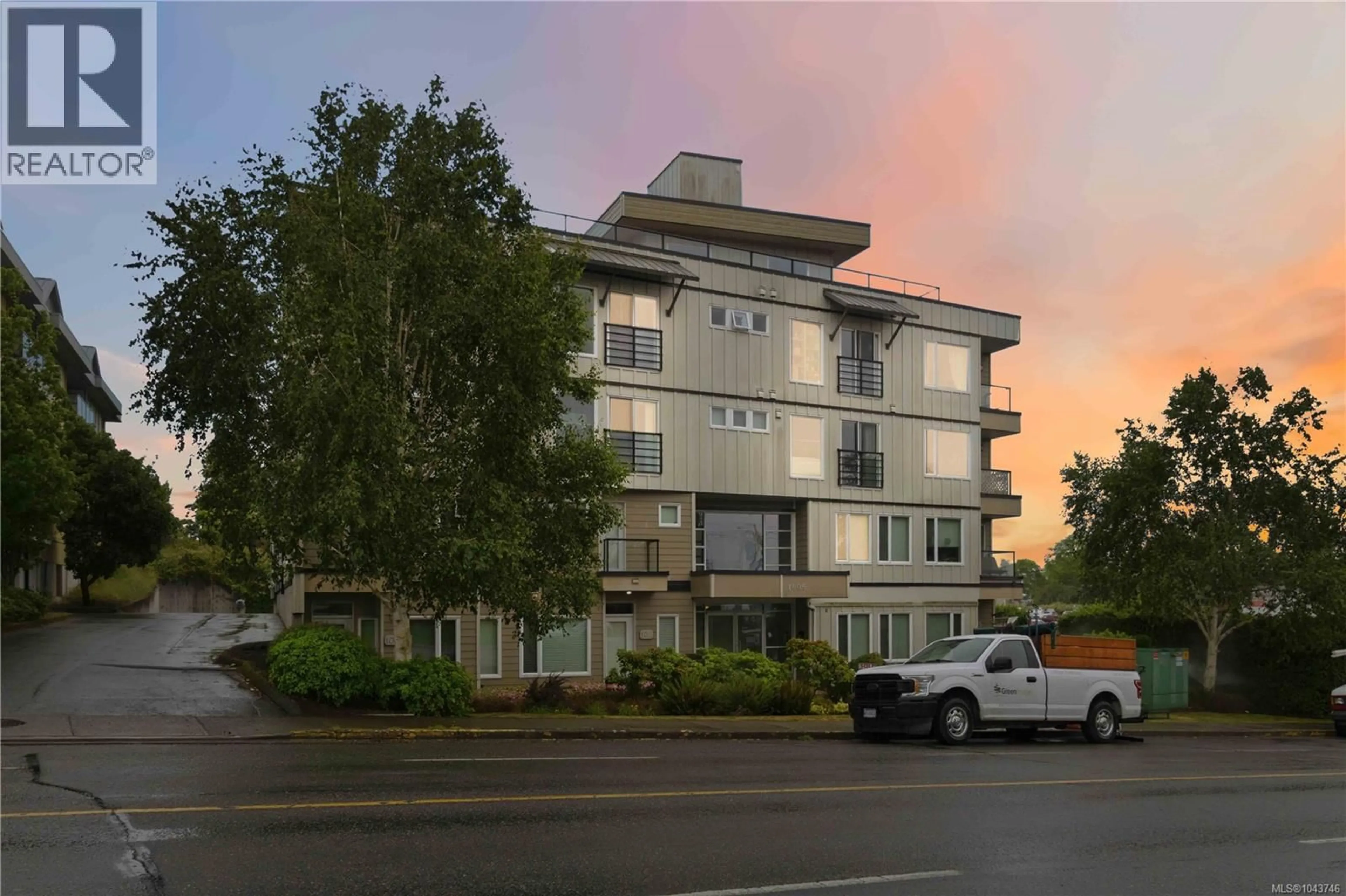 Unknown for 102 - 1405 ESQUIMALT ROAD, Esquimalt British Columbia V9A0A4
