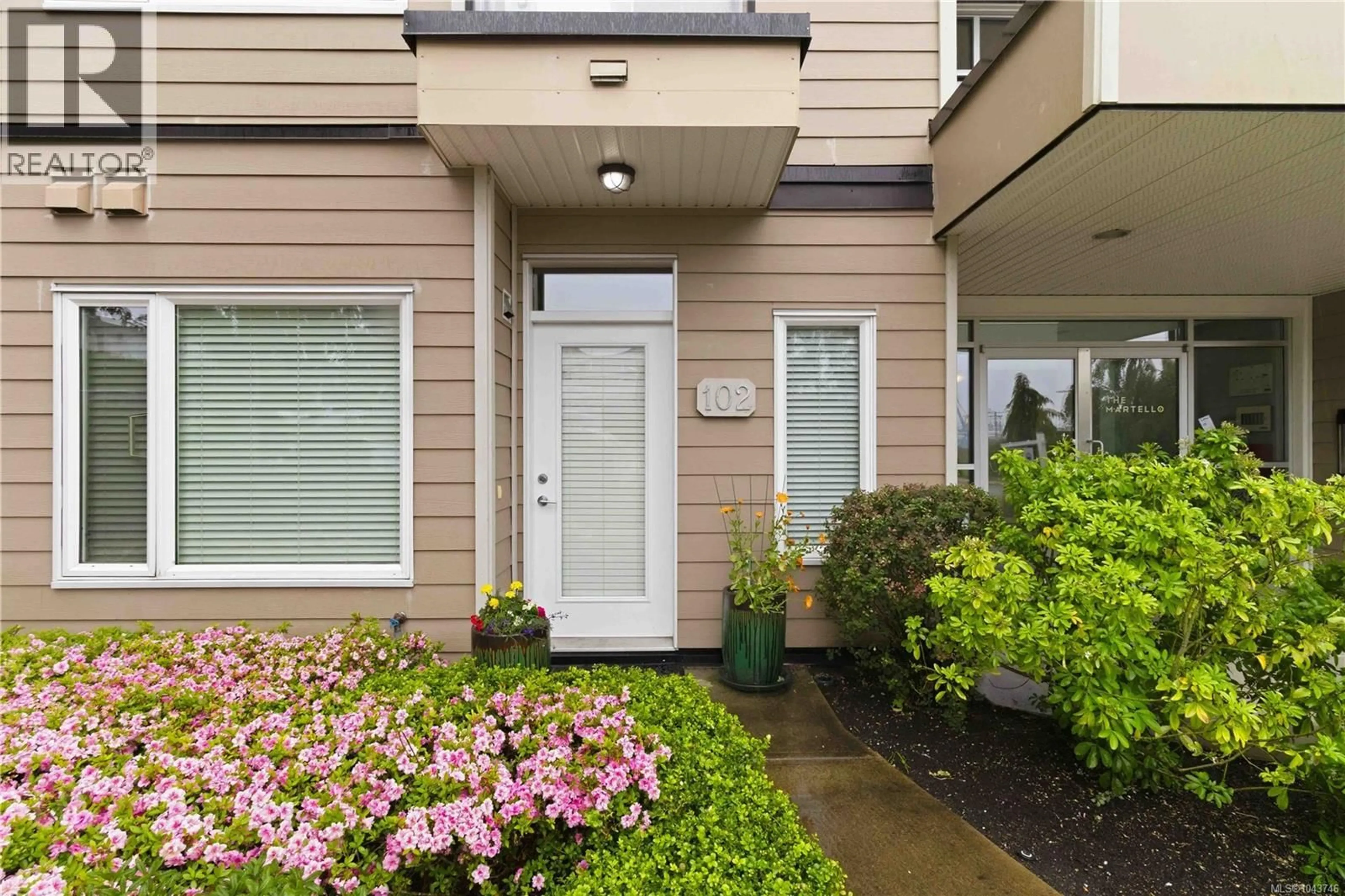 Unknown for 102 - 1405 ESQUIMALT ROAD, Esquimalt British Columbia V9A0A4