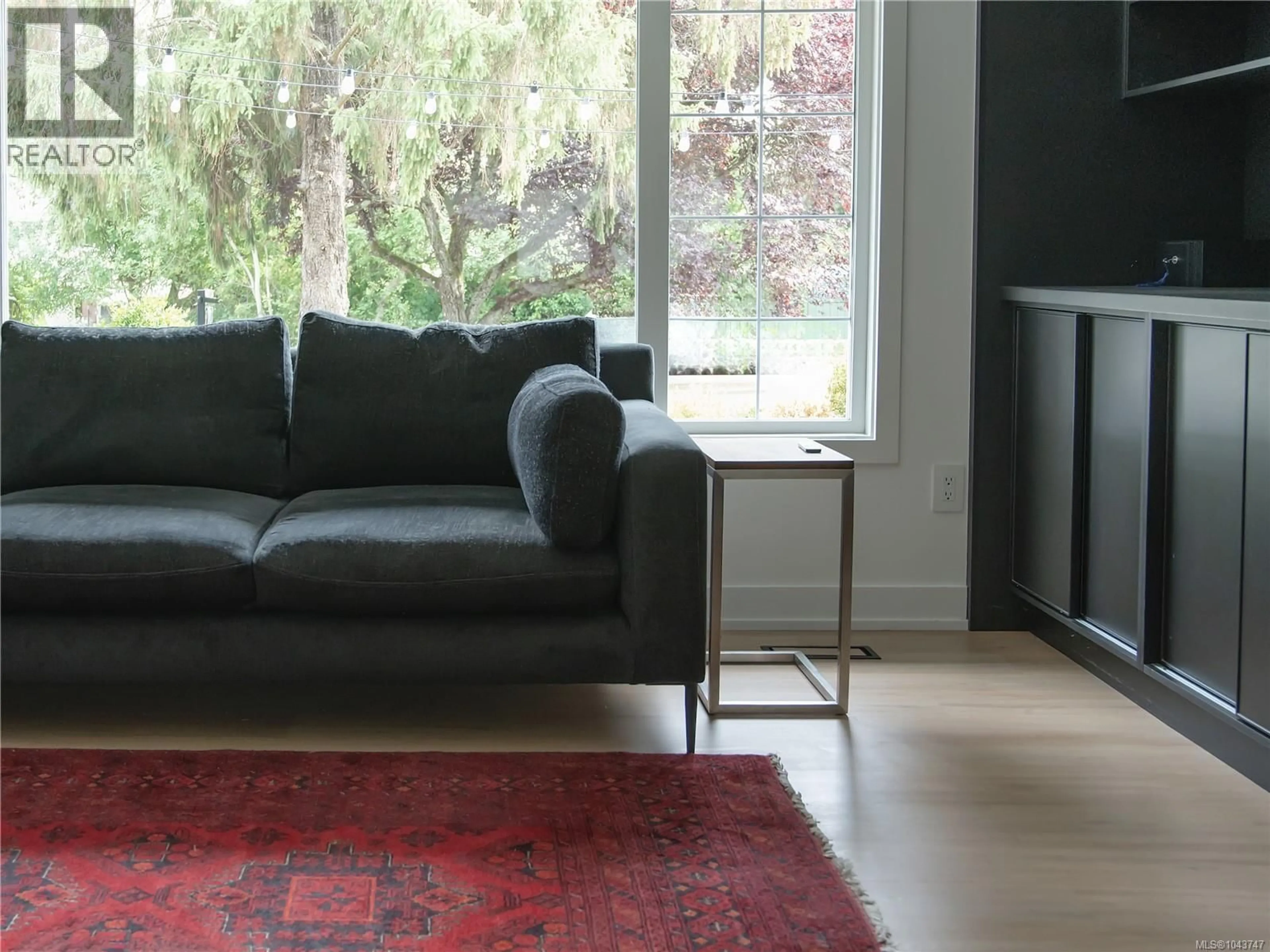 Living room with furniture, unknown for 560 KAY STREET, Saanich British Columbia V8Z2L3