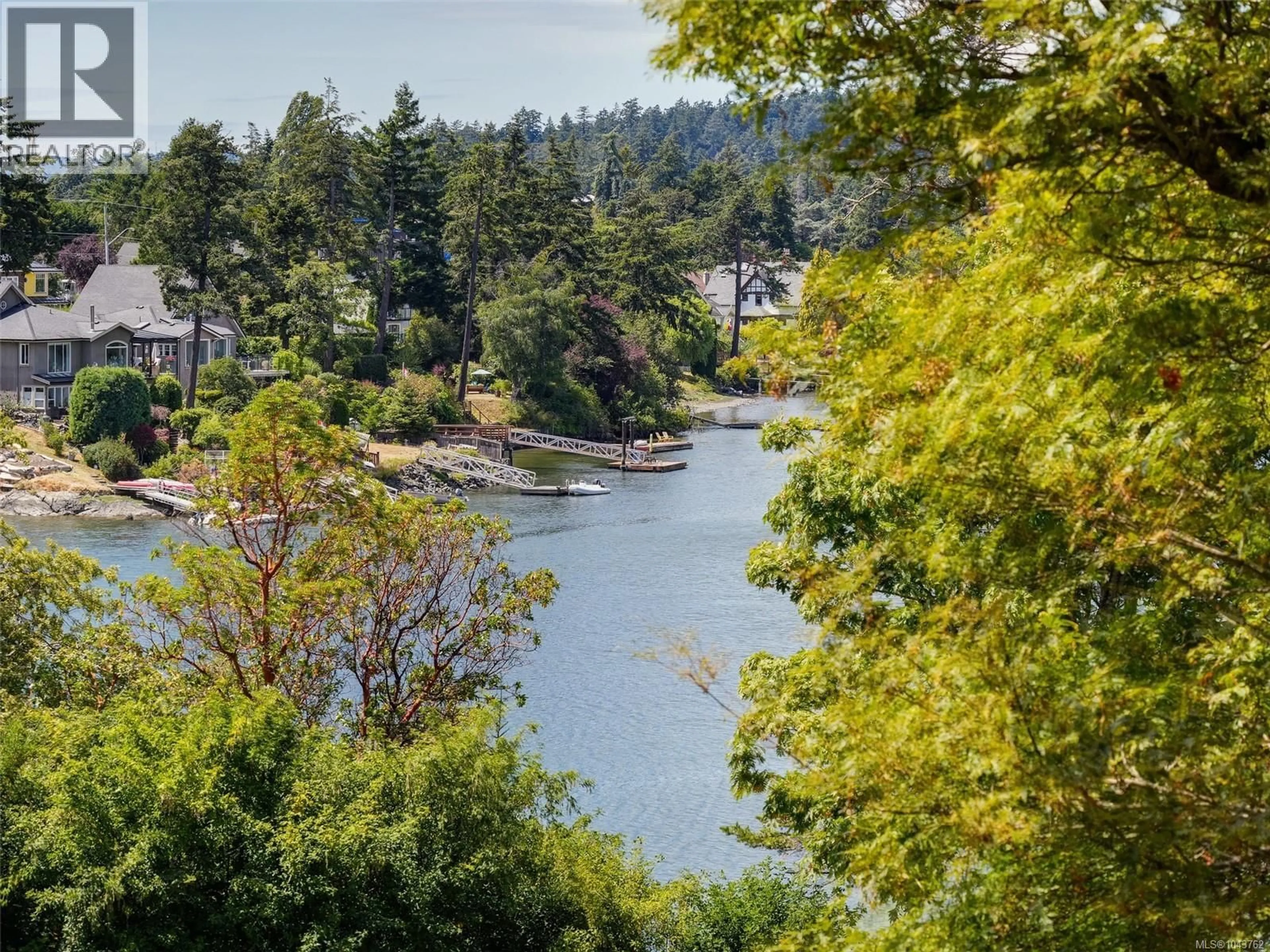 Unknown for 410 - 69 GORGE ROAD WEST, Saanich British Columbia V9A1L9