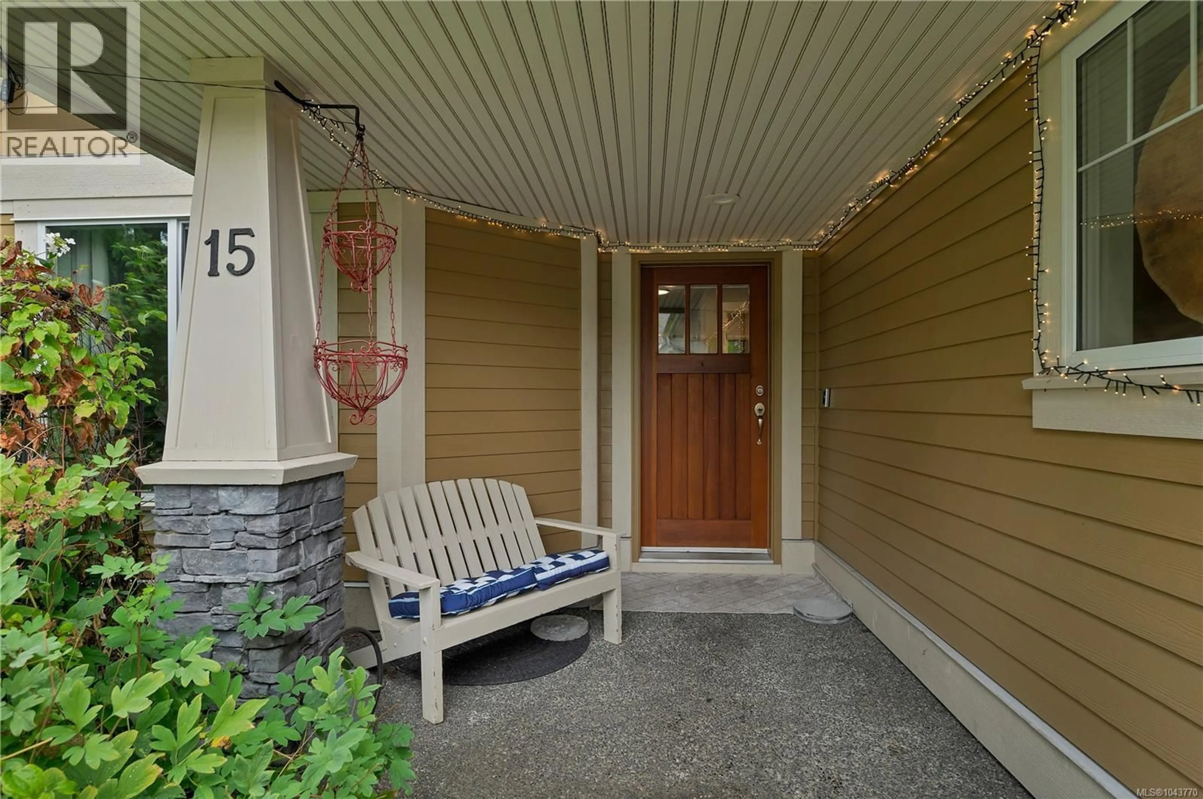 Indoor entryway for 15 - 769 MERECROFT ROAD, Campbell River British Columbia V9W8H6