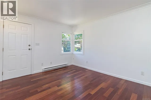 881 LESLIE DRIVE, Saanich 5