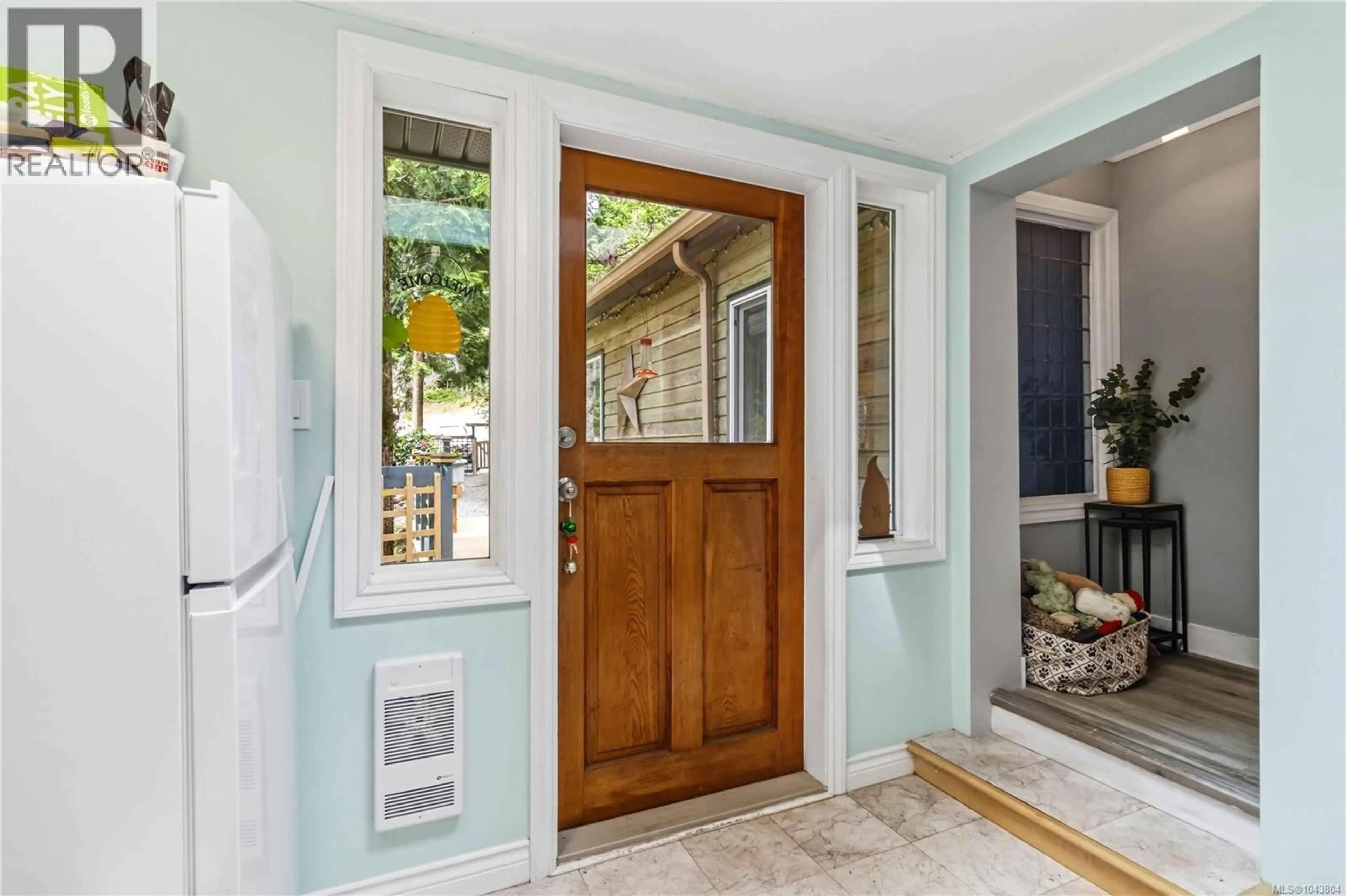 Indoor entryway for 4731 MCVICKER ROAD, Metchosin British Columbia V9C4C7