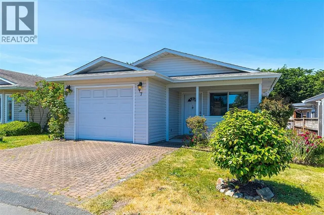 7 EAGLE LANE, View Royal 2