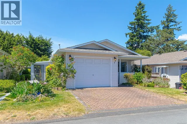 7 EAGLE LANE, View Royal 3