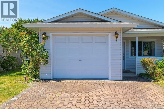7 EAGLE LANE, View Royal 4