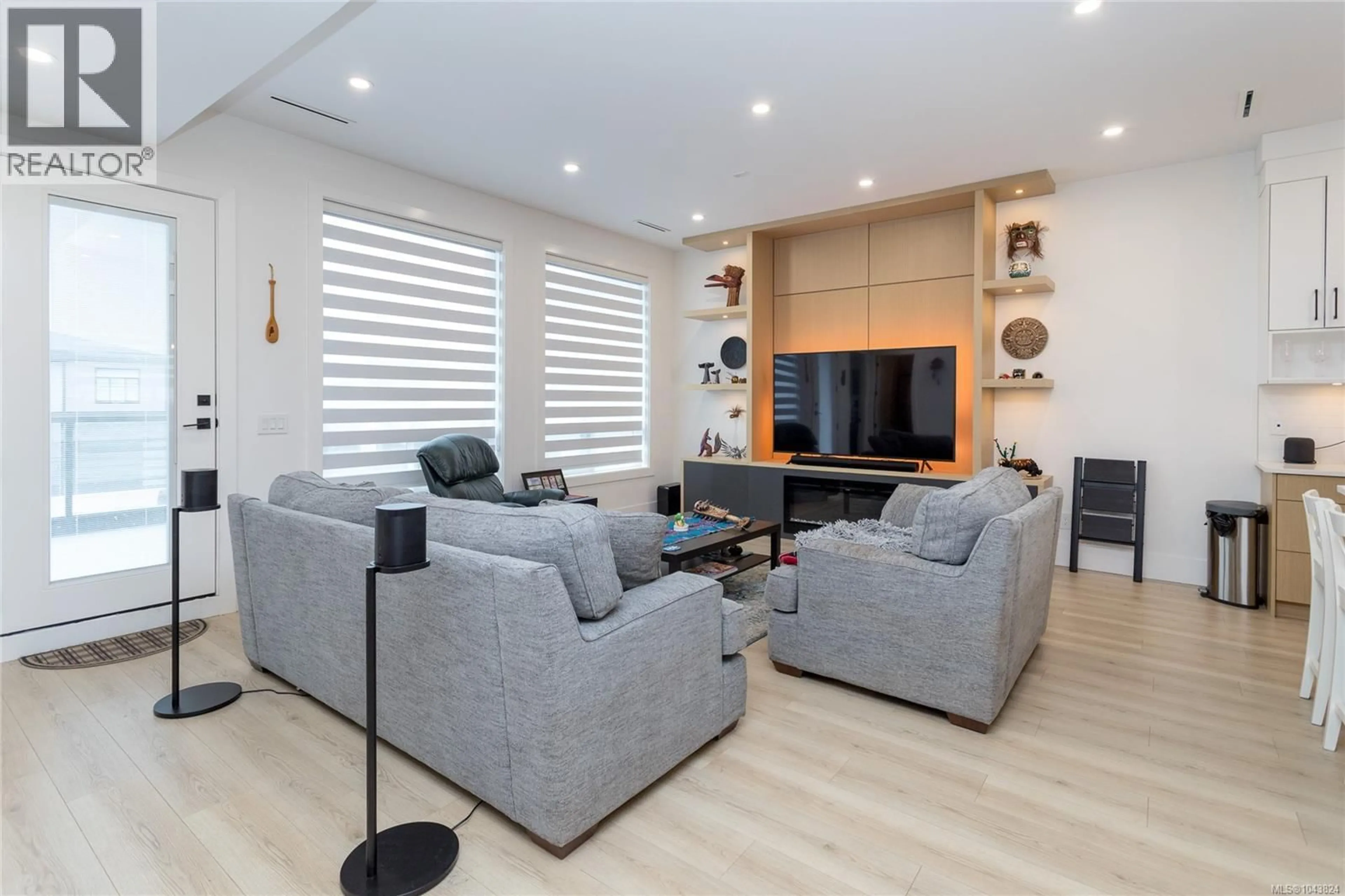 Living room with furniture, unknown for 3431 CALDERA COURT, Langford British Columbia V9B6Z8