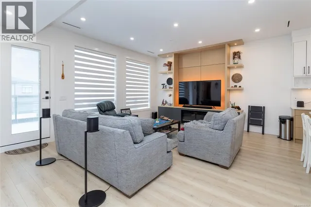 3431 CALDERA COURT, Langford 5