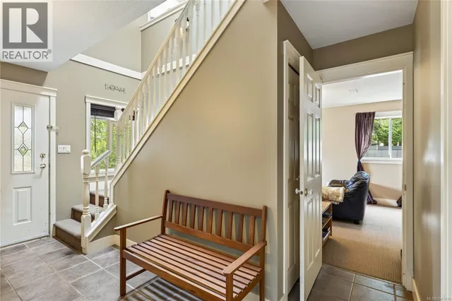 844 THERRES CRESCENT, Ladysmith 5