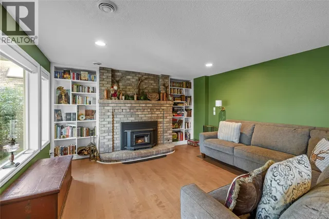3541 SHELBY LANE, Nanoose Bay 5