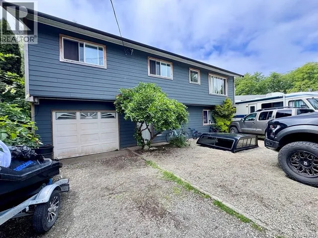 1690 HOLLY CRESCENT, Ucluelet 2