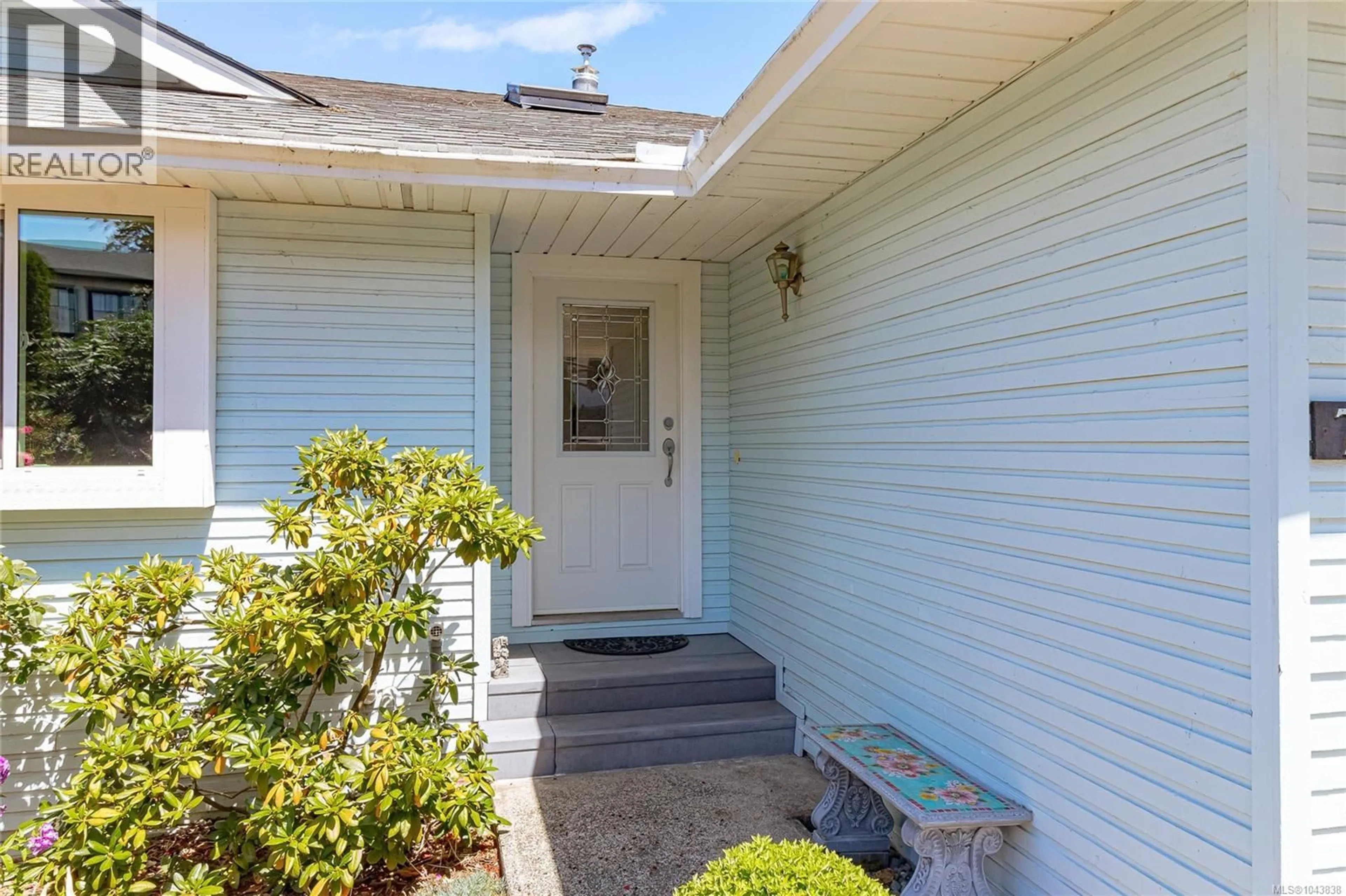 Unknown for 7453 VEYANESS ROAD, Central Saanich British Columbia V8M1V9