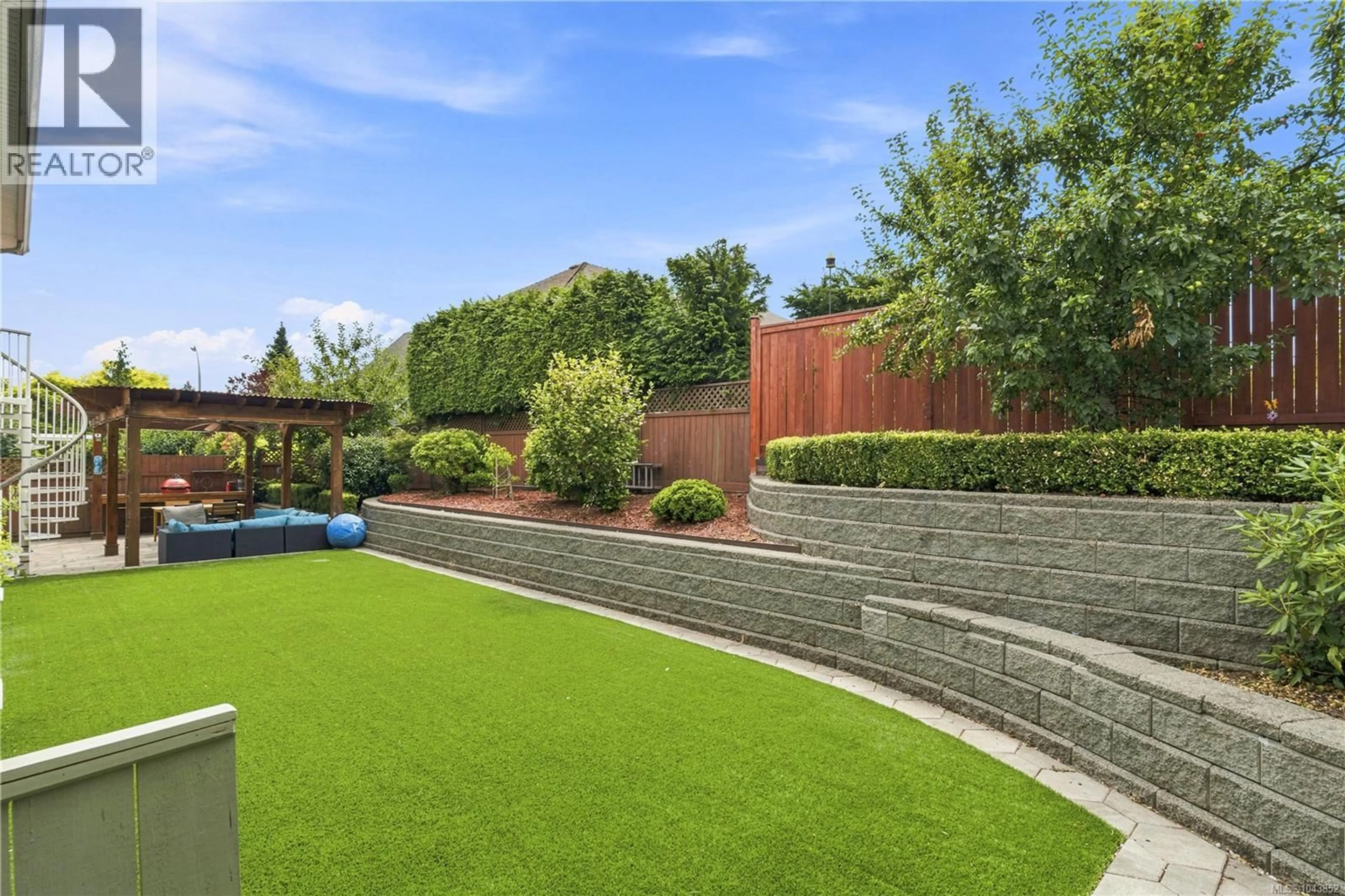 Patio, unknown for 5961 WALDBANK ROAD, Nanaimo British Columbia V9V1P1