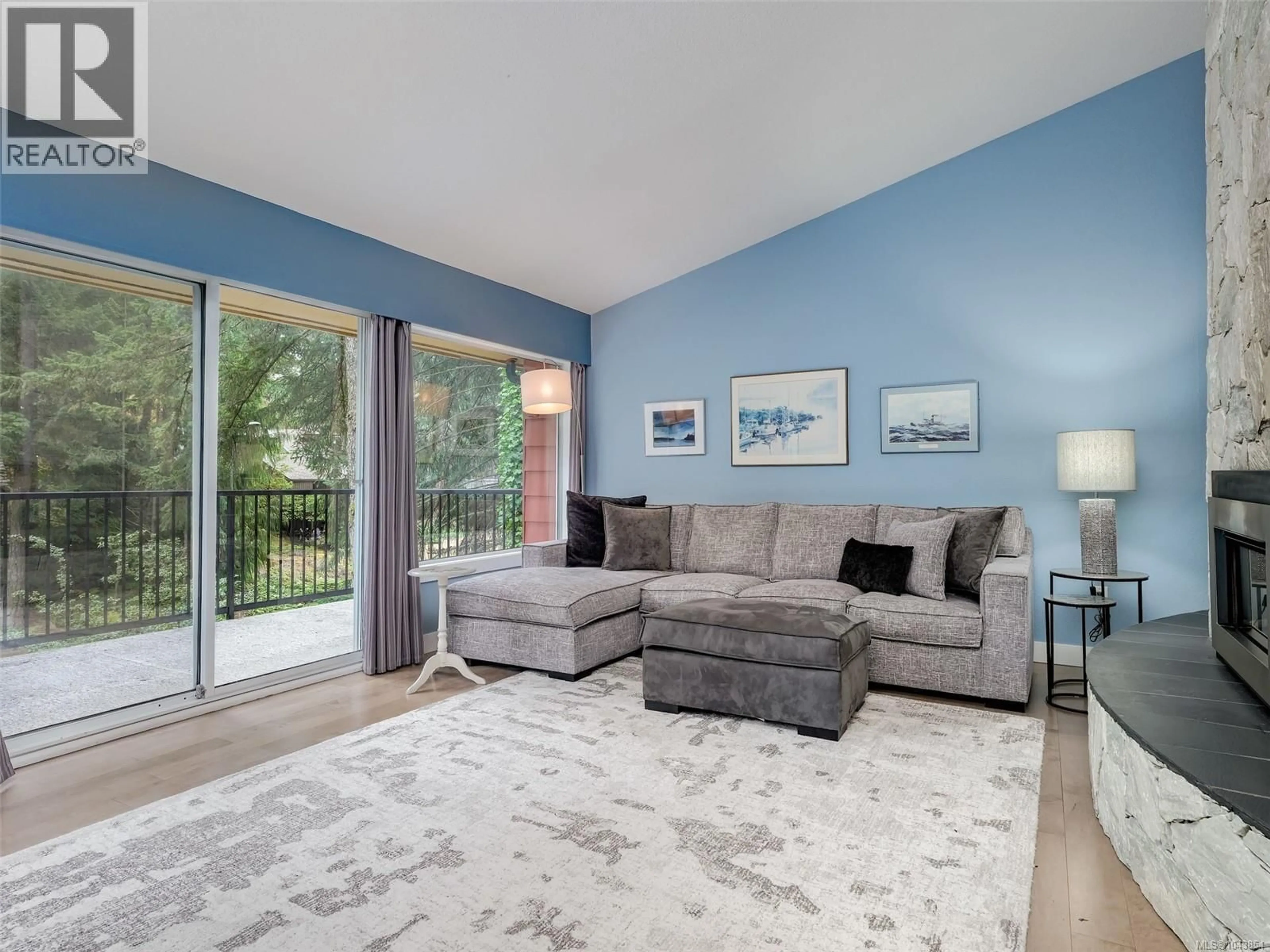 Living room with furniture, unknown for 4482 EMILY CARR DRIVE, Saanich British Columbia V8X2N6
