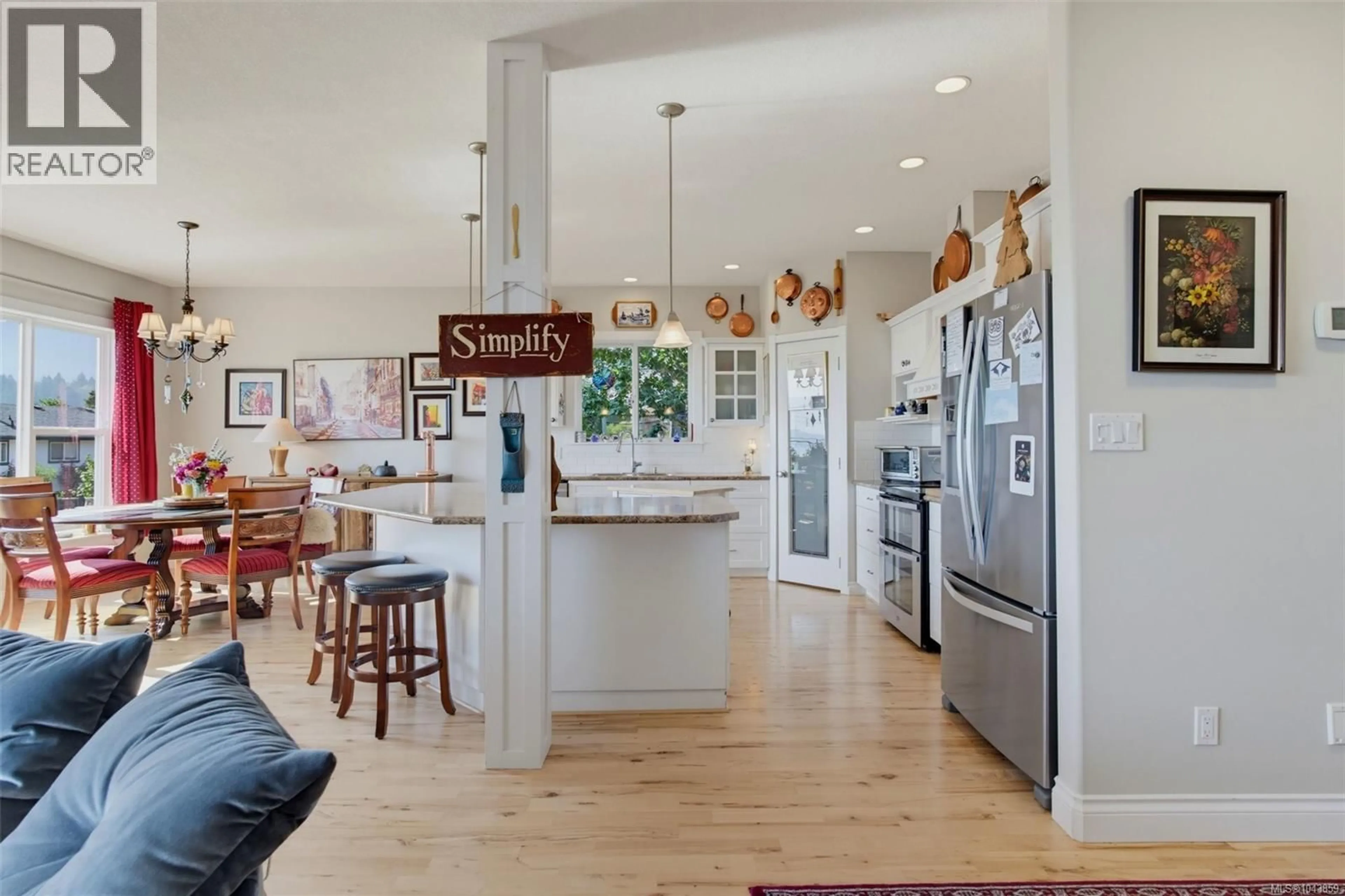 Open concept kitchen, unknown for 8067 YORK AVENUE, Crofton British Columbia V0R1R0