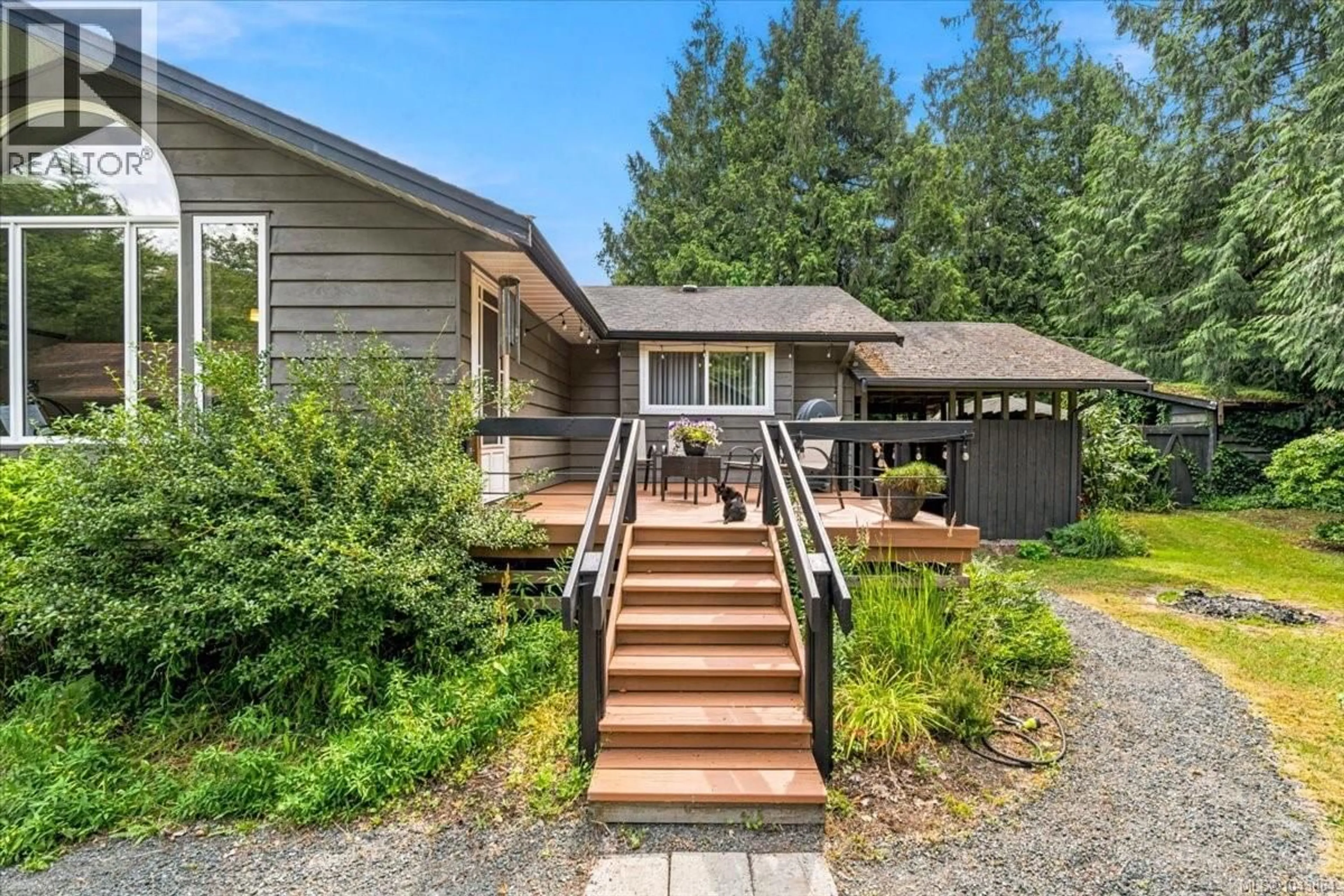 Unknown for 381 DUNSMUIR ROAD, Qualicum Beach British Columbia V9K2A1