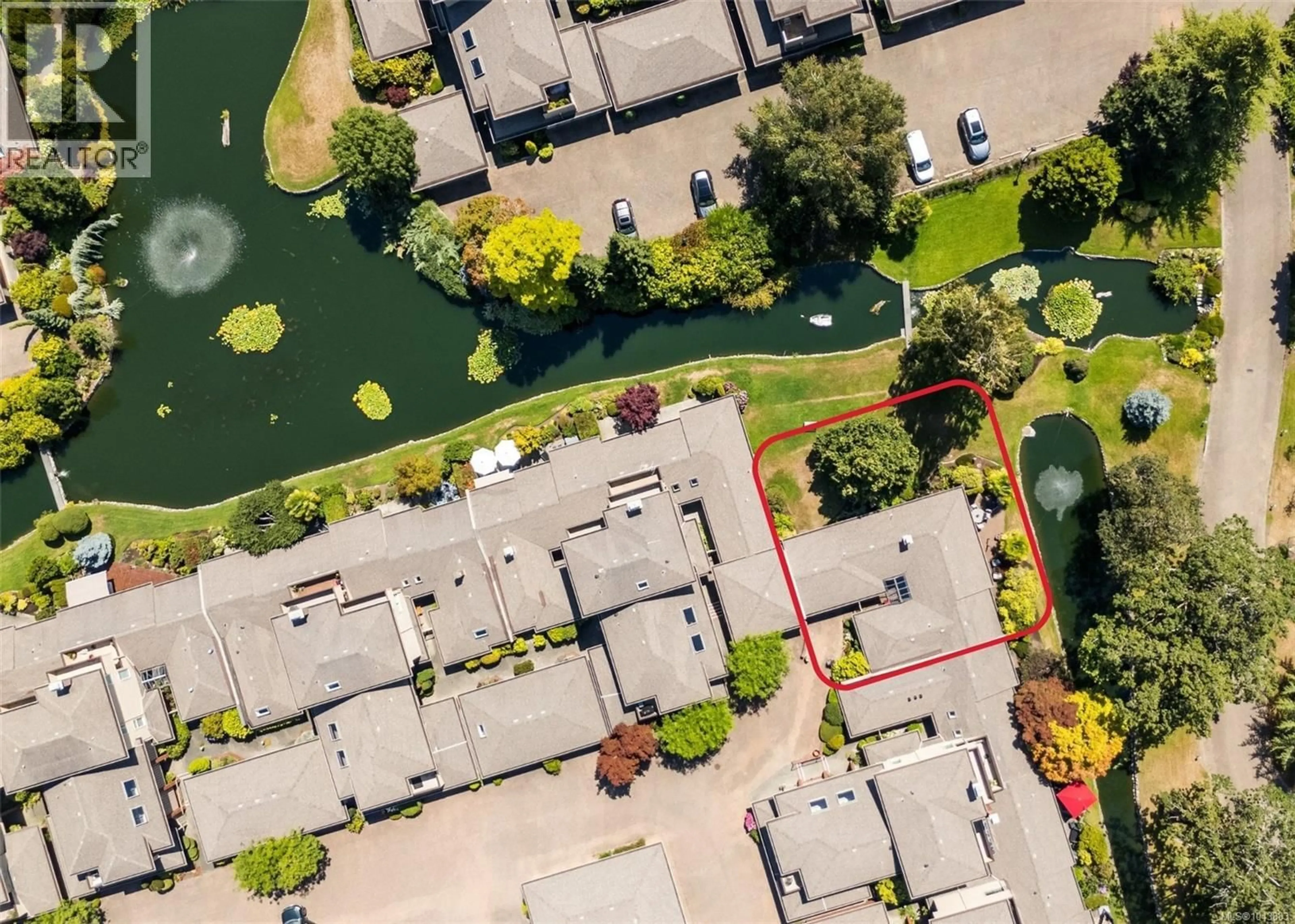 A pic from outside/outdoor area/front of a property/back of a property/a pic from drone, water/lake/river/ocean view for 129 - 2345 CEDAR HILL CROSS ROAD, Oak Bay British Columbia V8P5M8