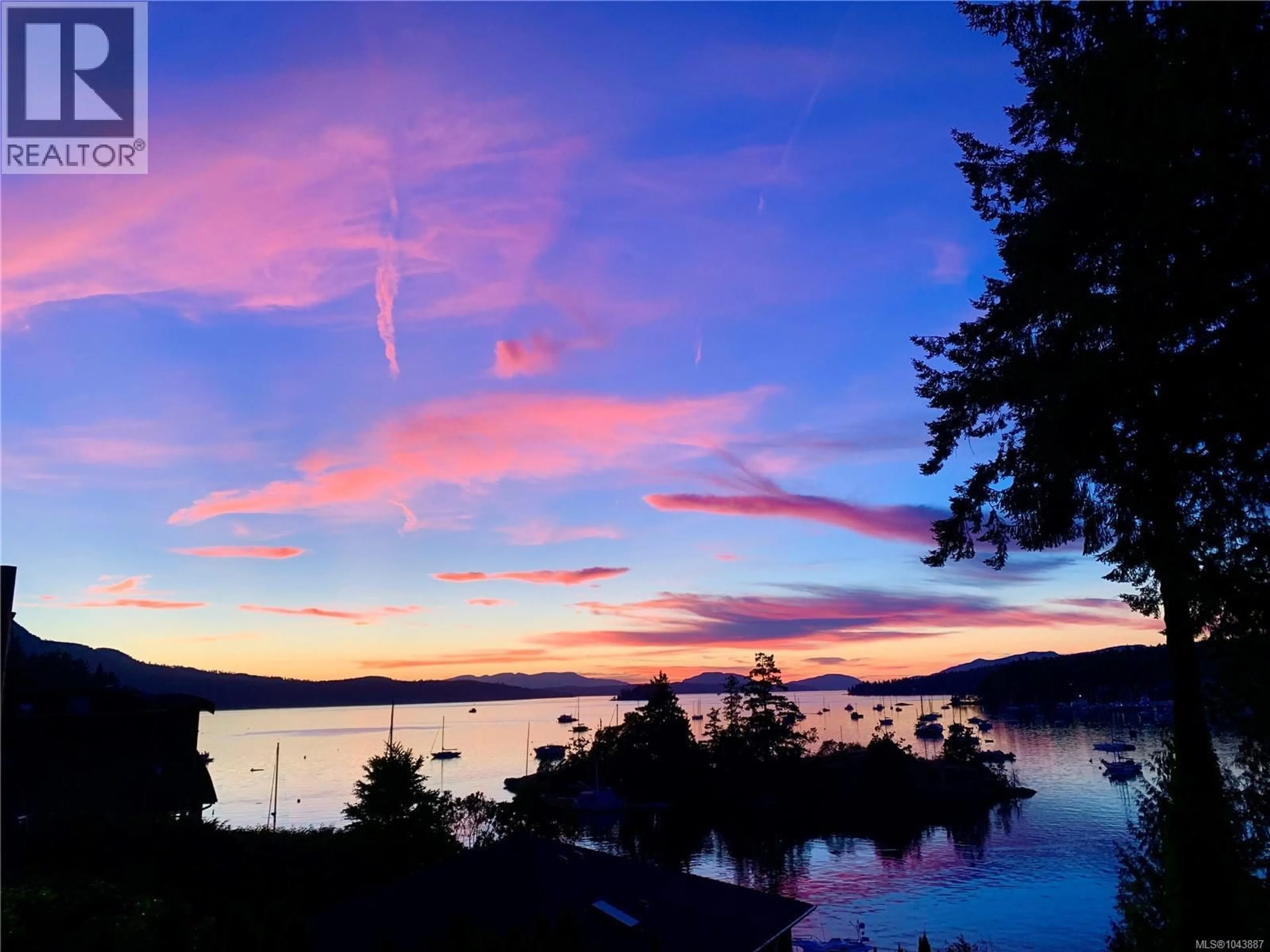 Blurry image for 786 SEA DRIVE, Central Saanich British Columbia V8M1B1
