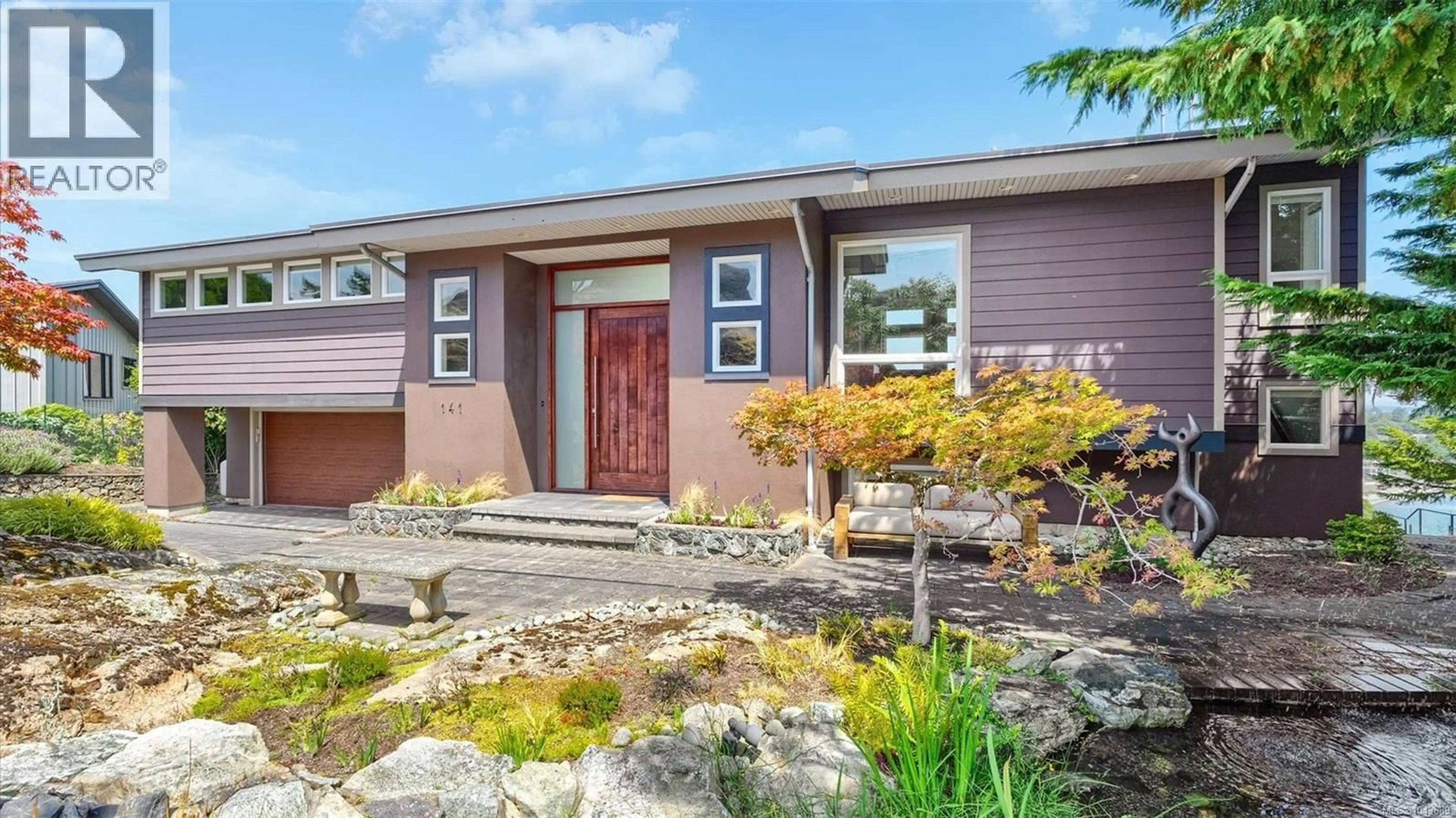 Home with vinyl exterior material, street for 141 DENISON ROAD, Oak Bay British Columbia V8S4K2