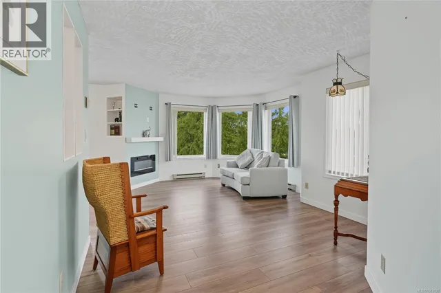 319 - 9882 FIFTH STREET, Sidney 2