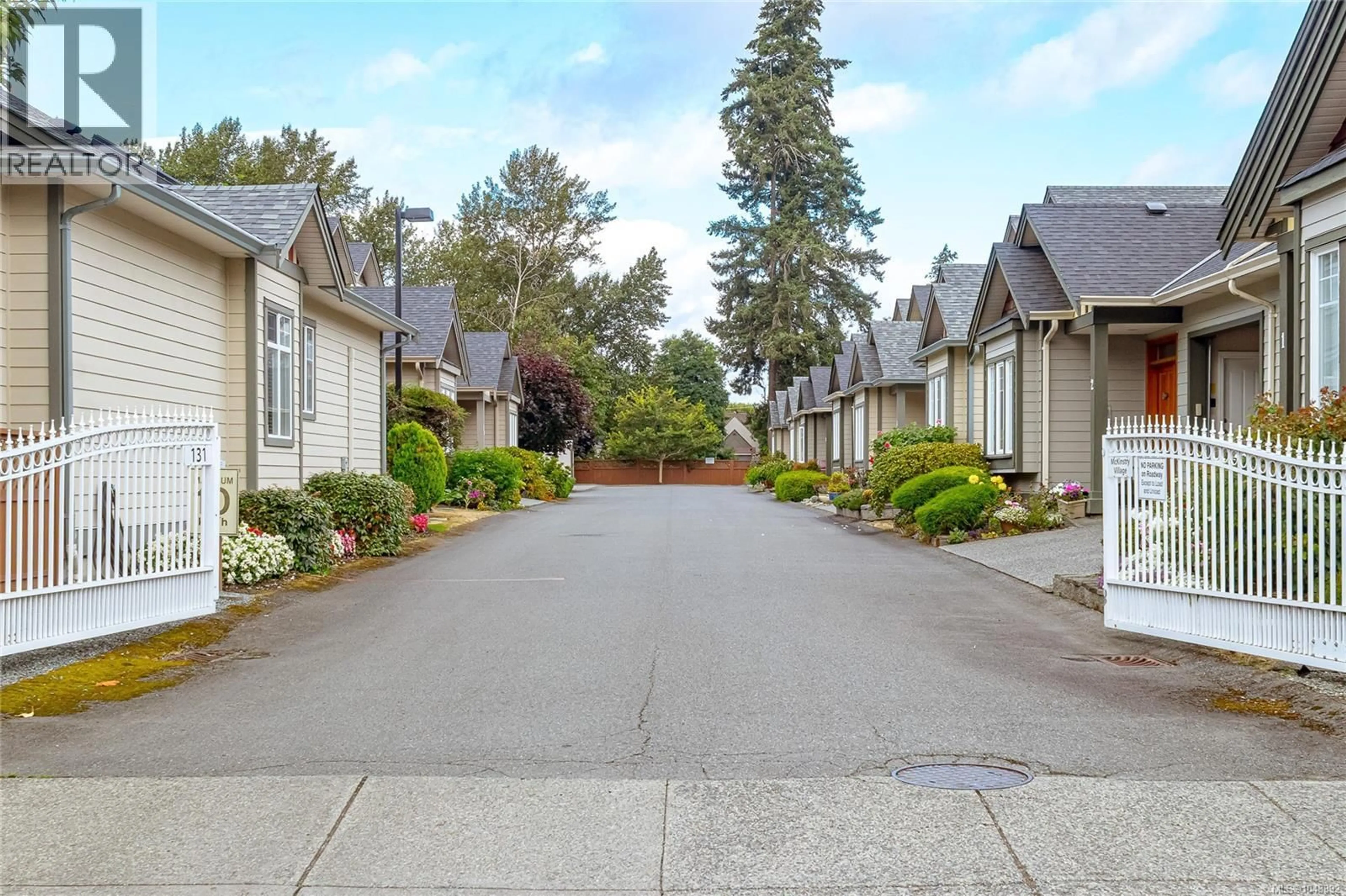 Unknown for 3 - 131 MCKINSTRY ROAD, Duncan British Columbia V9L3X7