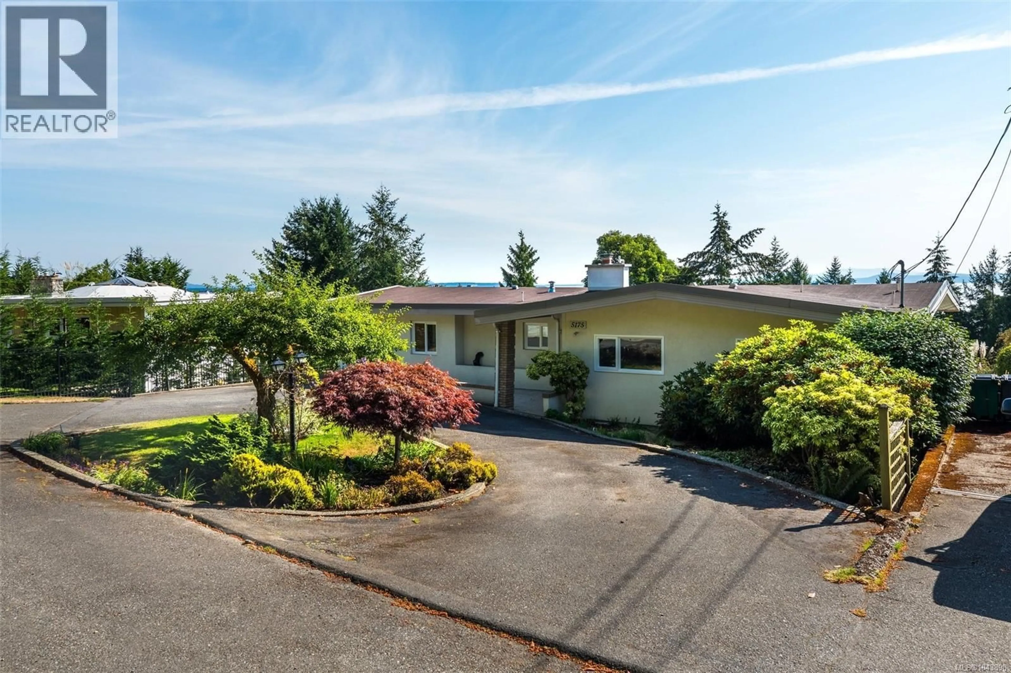 Unknown for 5175 POLSON TERRACE, Saanich British Columbia V8Y2C5