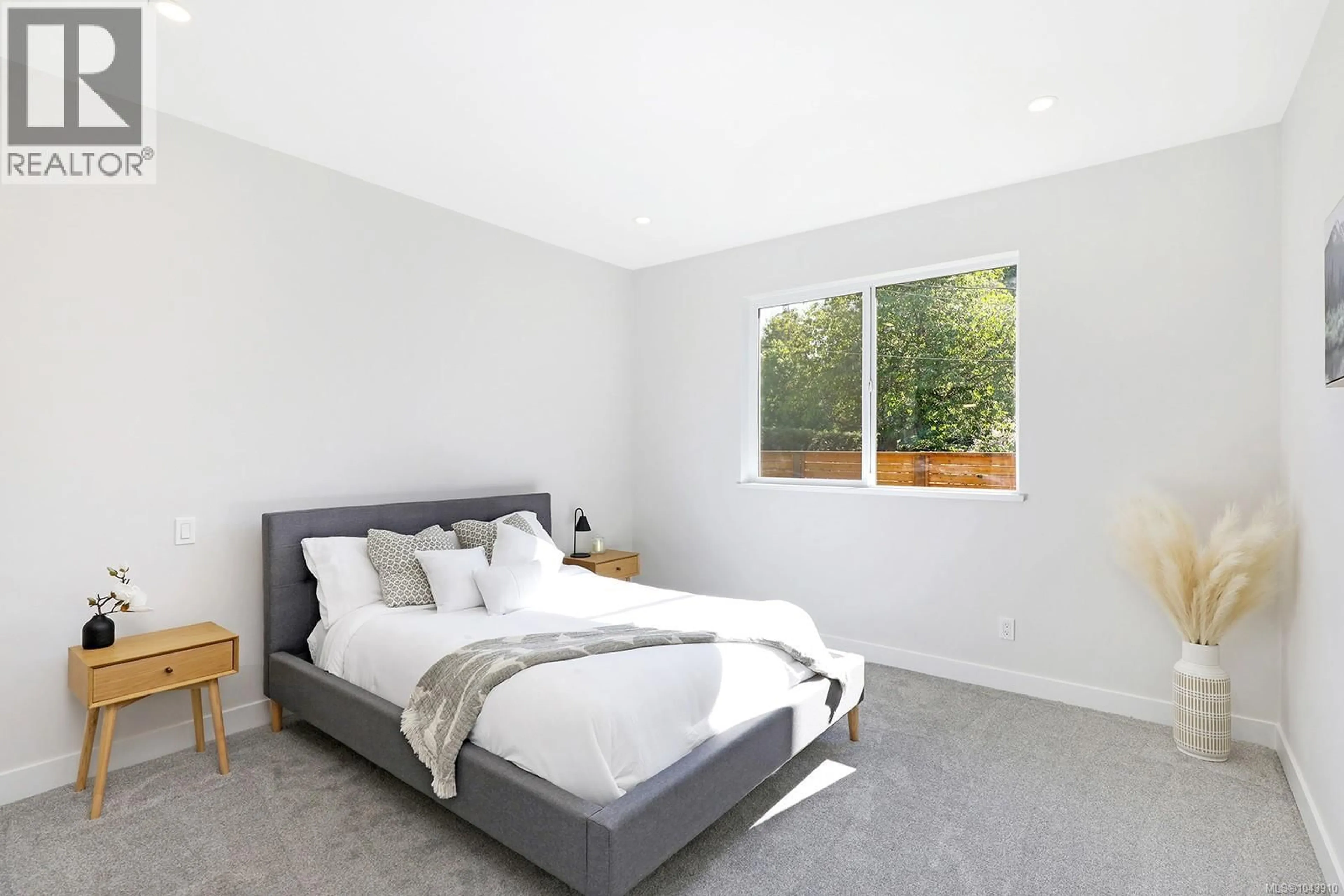 Bedroom with bed, unknown for 2 - 1505 CROATION ROAD, Campbell River British Columbia V9W3T4