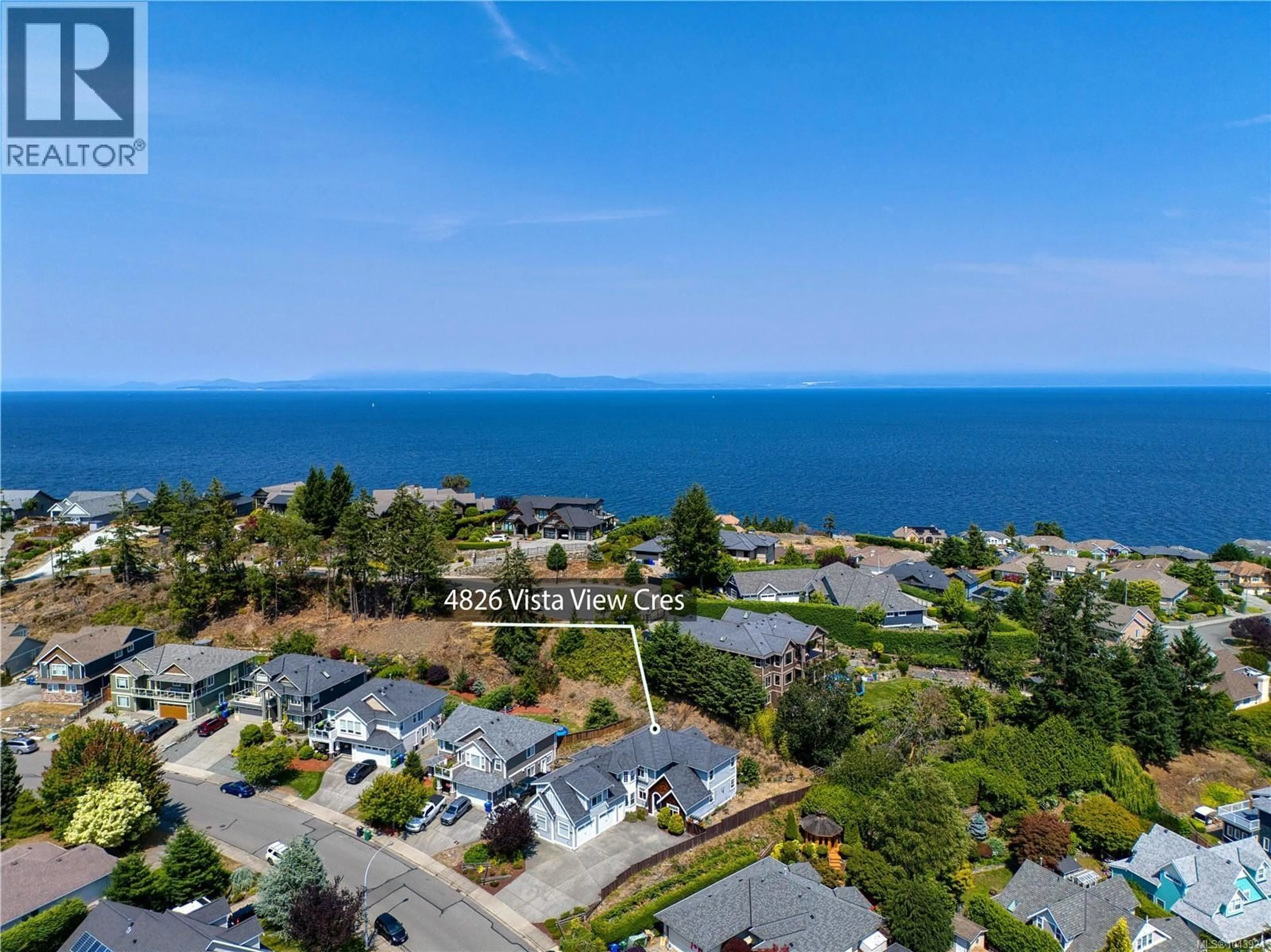 A pic from outside/outdoor area/front of a property/back of a property/a pic from drone, water/lake/river/ocean view for 4826 VISTA VIEW CRESCENT, Nanaimo British Columbia V9V1R3