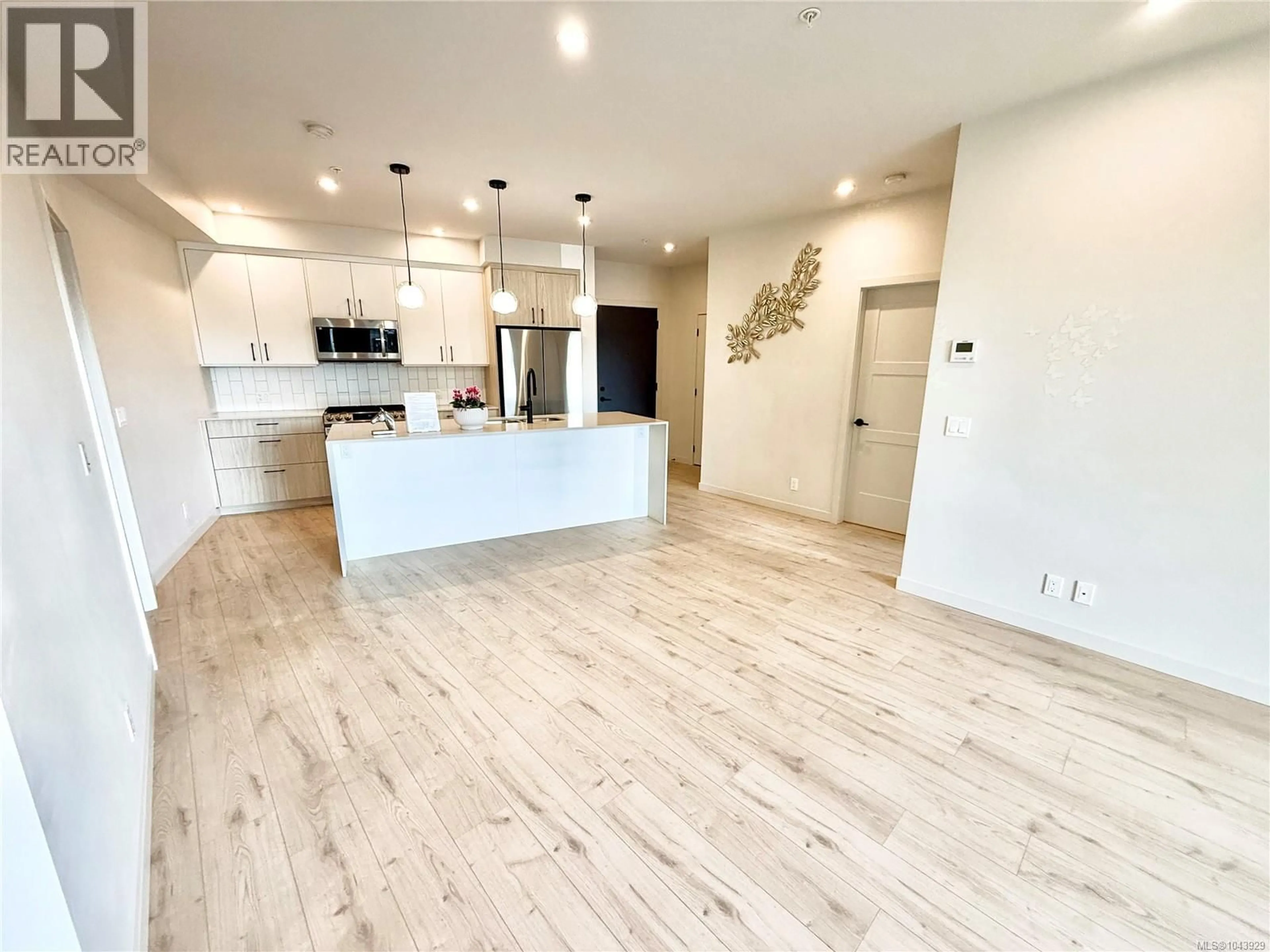 Open concept kitchen, unknown for 110 - 958 PHAROAH MEWS, Langford British Columbia V9B7A1