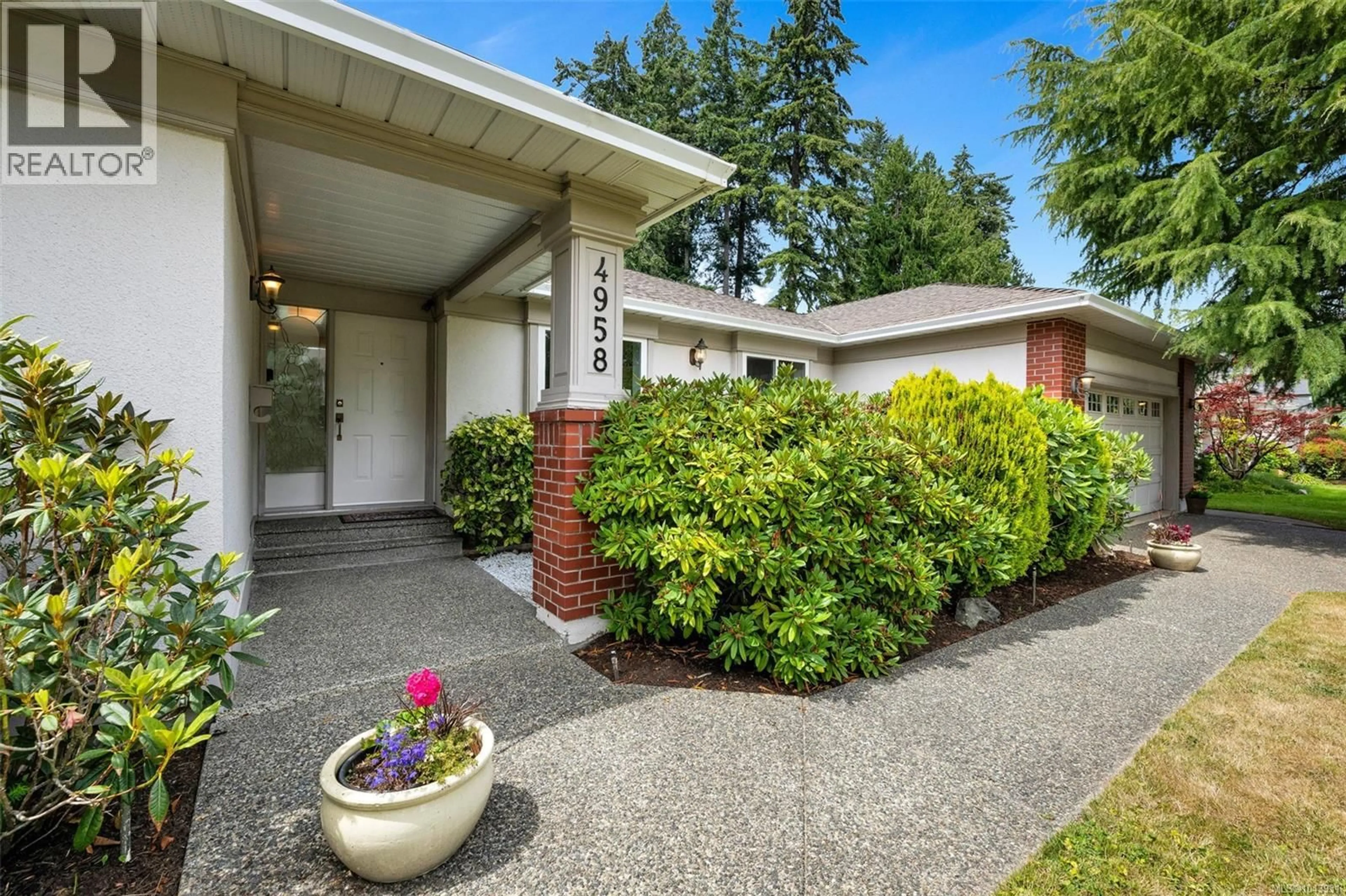 Unknown for 4958 DEL MONTE AVENUE, Saanich British Columbia V8Y3A2
