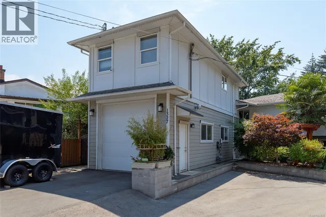 1327 JUSTINE PLACE, Langford 2