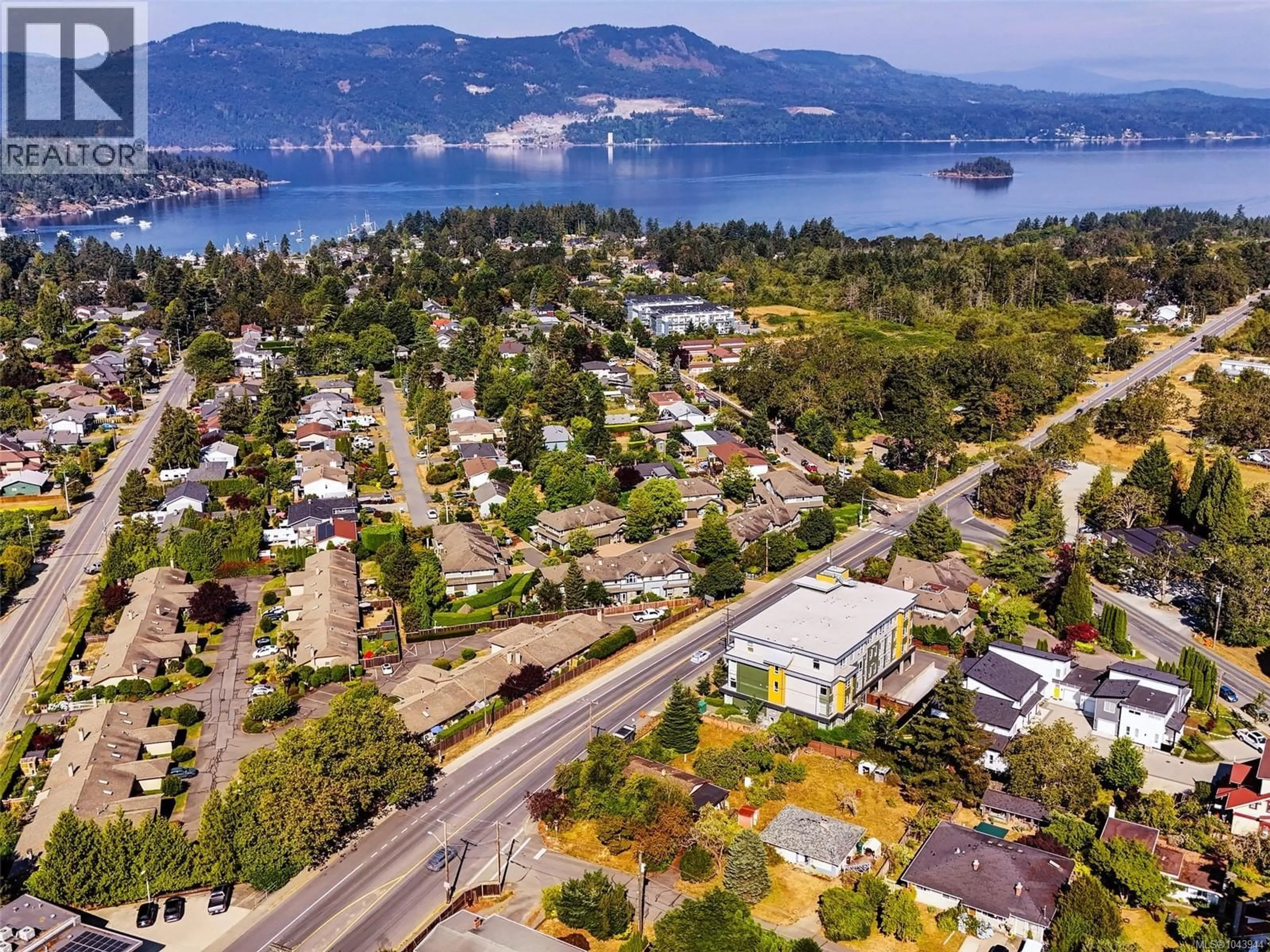 A pic from outside/outdoor area/front of a property/back of a property/a pic from drone, unknown for 1170 DIGNAN ROAD, Central Saanich British Columbia V8M1H4