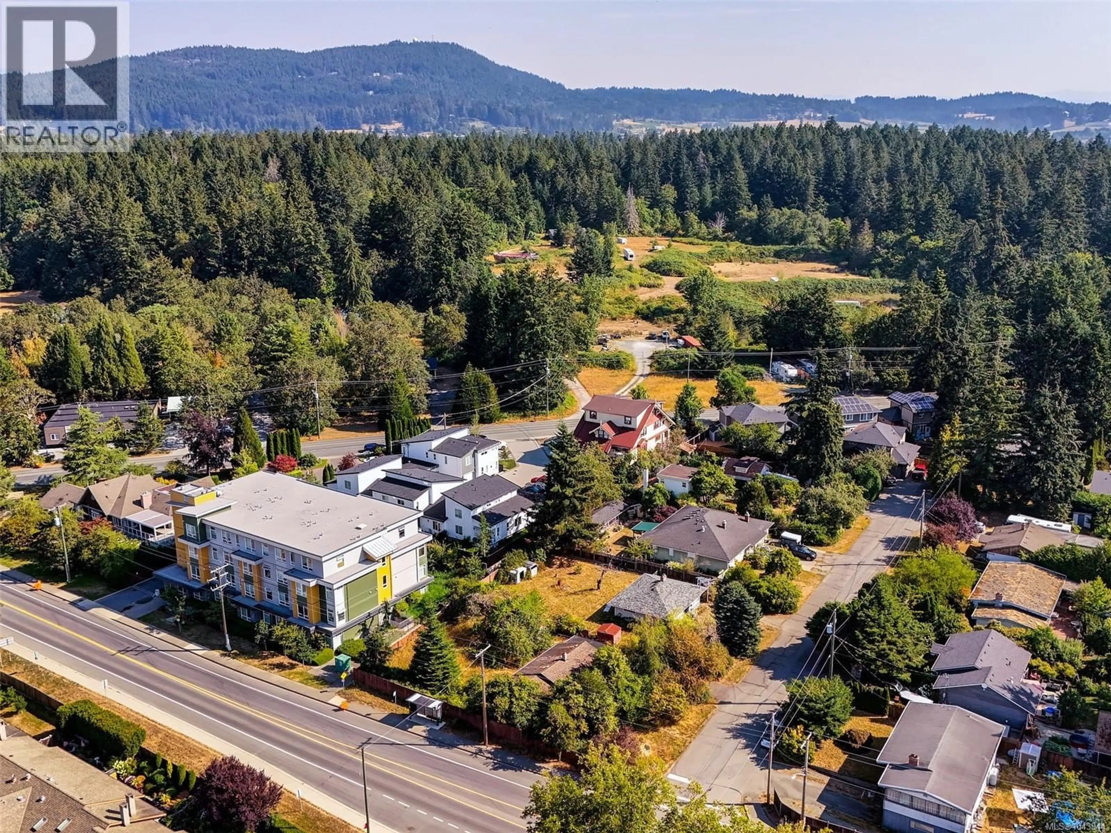 A pic from outside/outdoor area/front of a property/back of a property/a pic from drone, mountain view for 1170 DIGNAN ROAD, Central Saanich British Columbia V8M1H4