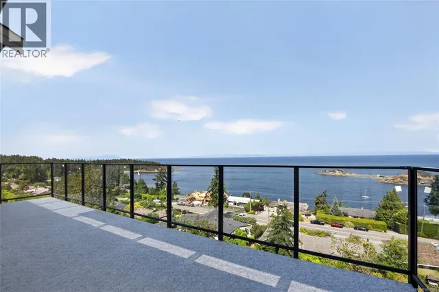 3856 GULFVIEW DRIVE, Nanaimo 2
