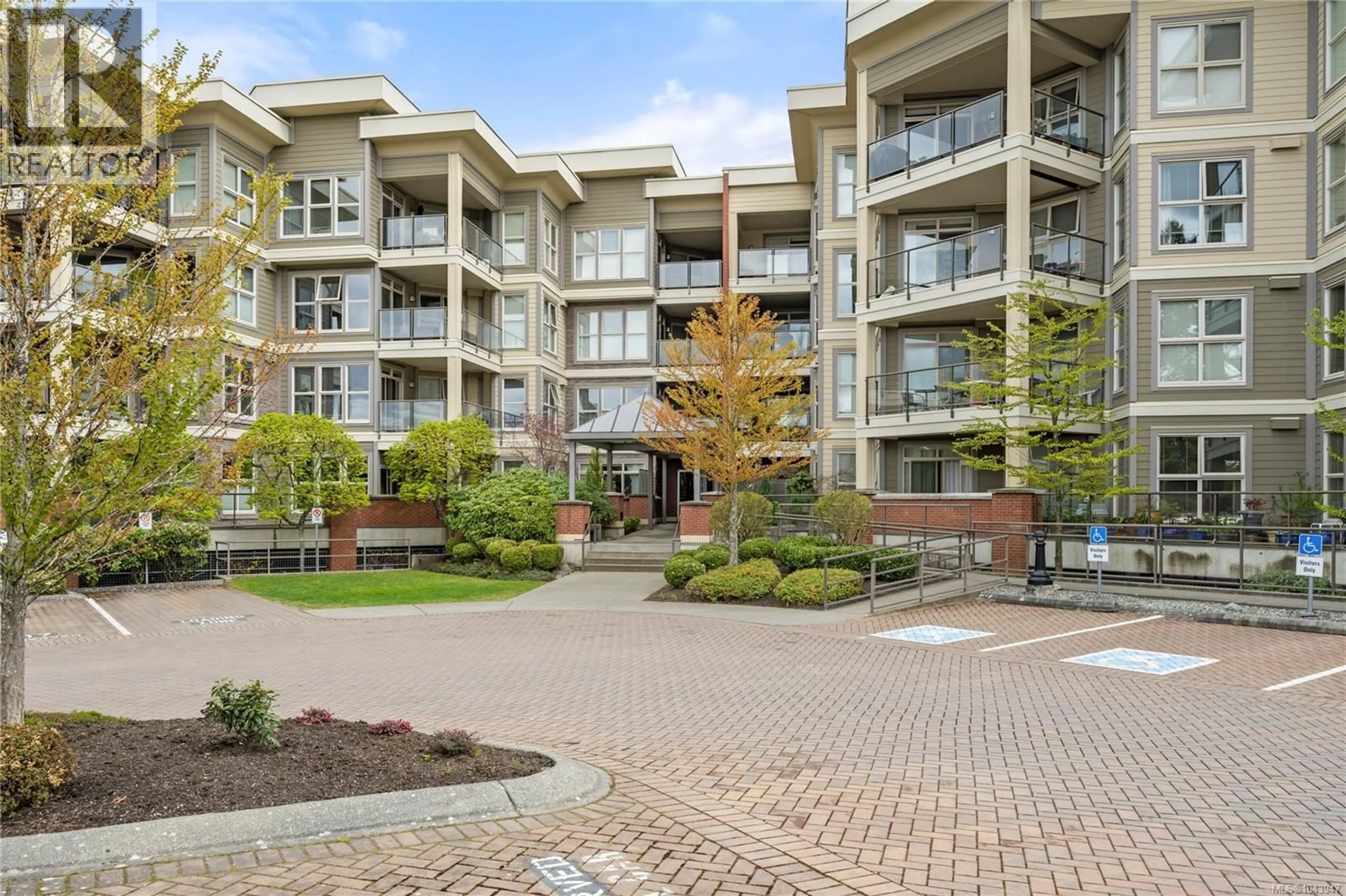 Patio, unknown for 109 - 6310 MCROBB AVENUE, Nanaimo British Columbia V9V1W8