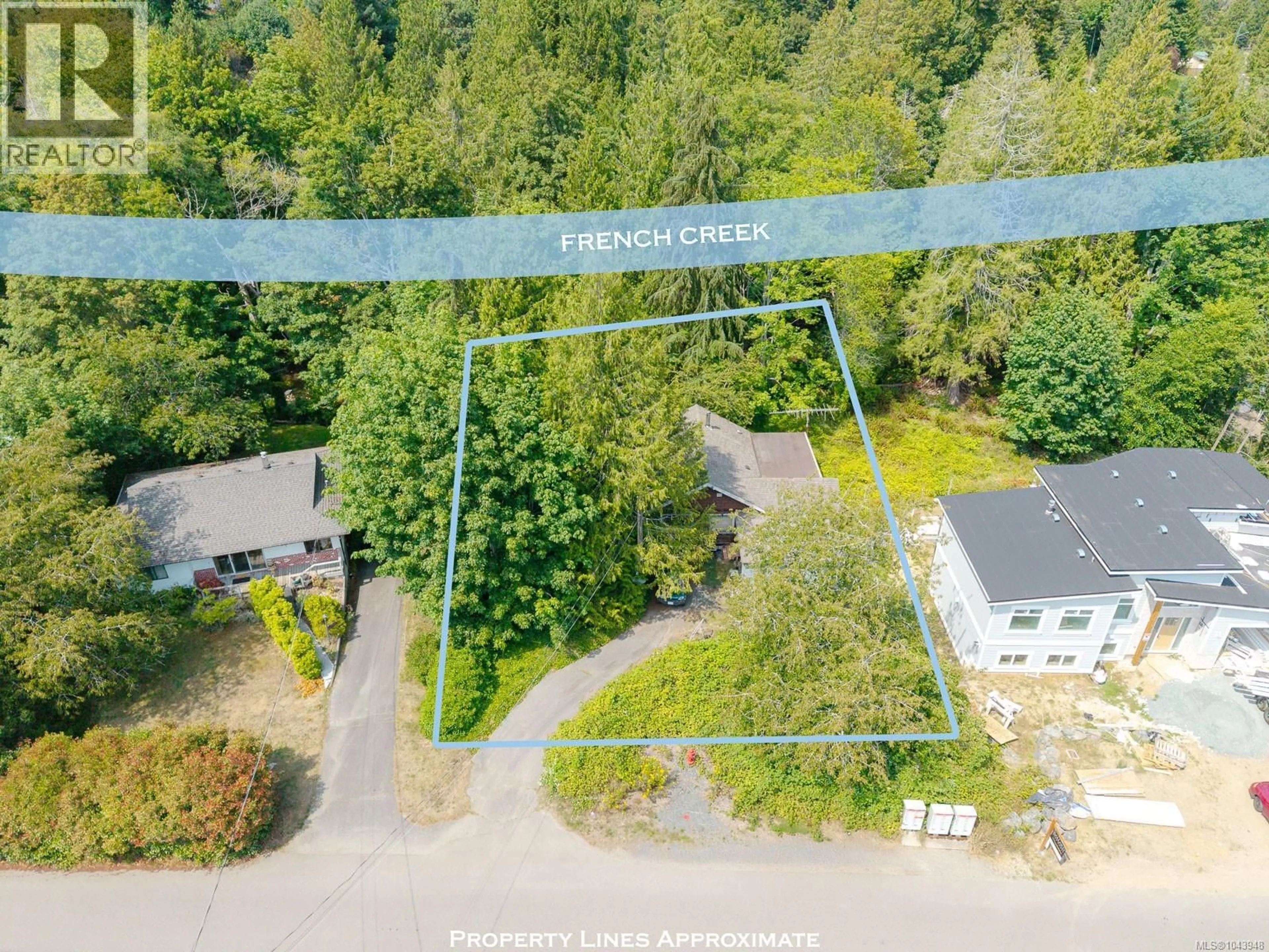 A pic from outside/outdoor area/front of a property/back of a property/a pic from drone, unknown for 1319 LEE ROAD, Parksville British Columbia V9P1Y9