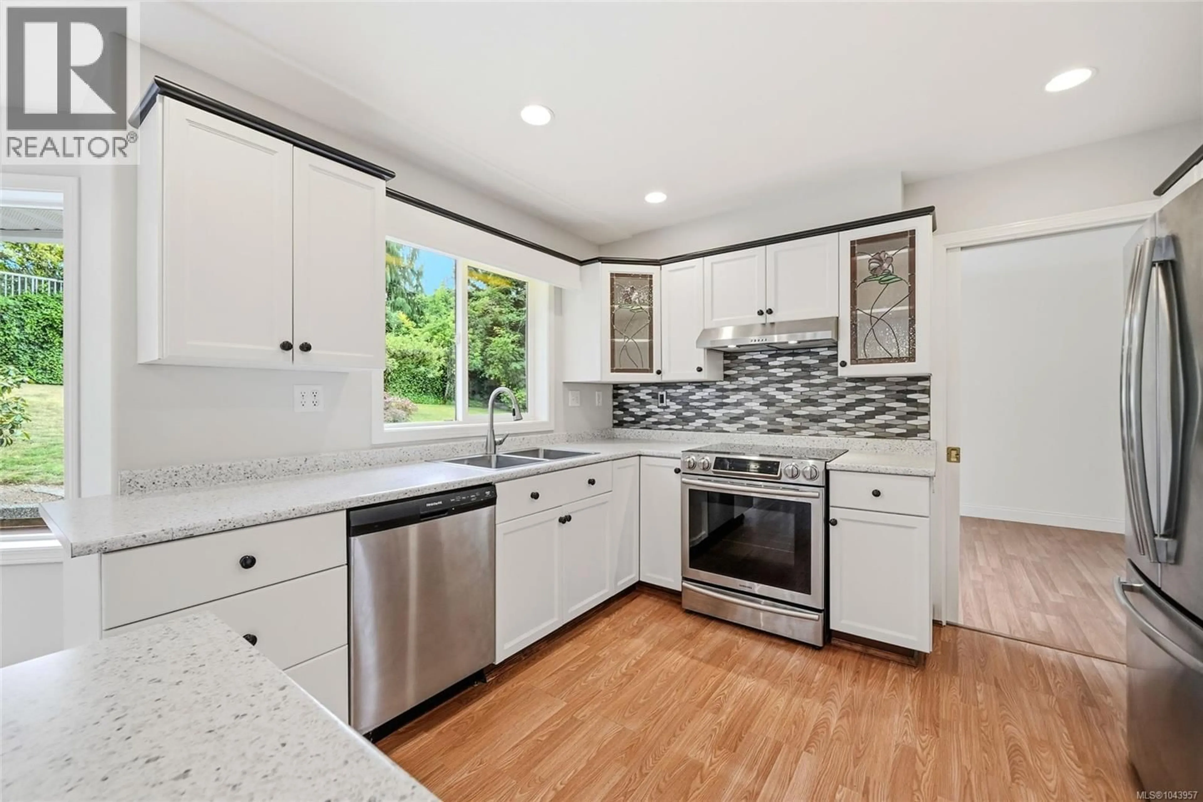Open concept kitchen, ceramic/tile floor for 1688 MAPLE BAY ROAD, Duncan British Columbia V9L5N7