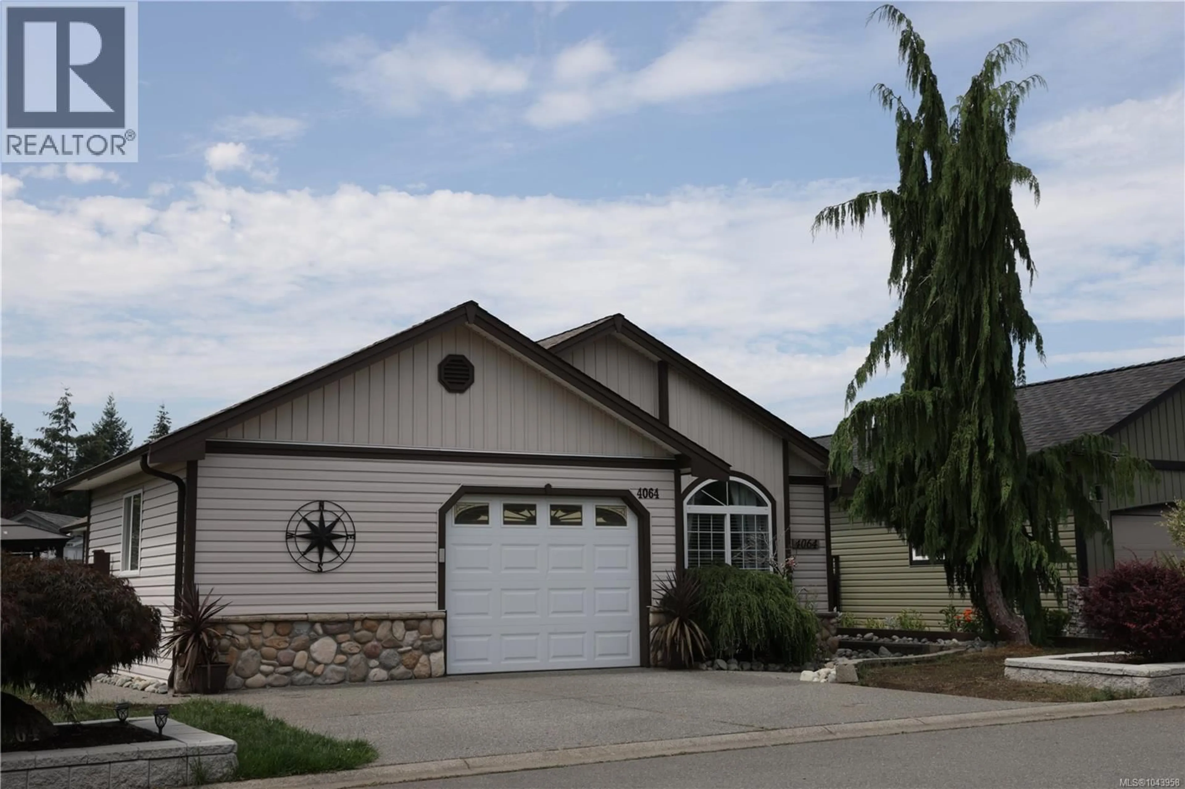 Home with vinyl exterior material, street for 4064 VALEWOOD DRIVE, Nanaimo British Columbia V9T6B9