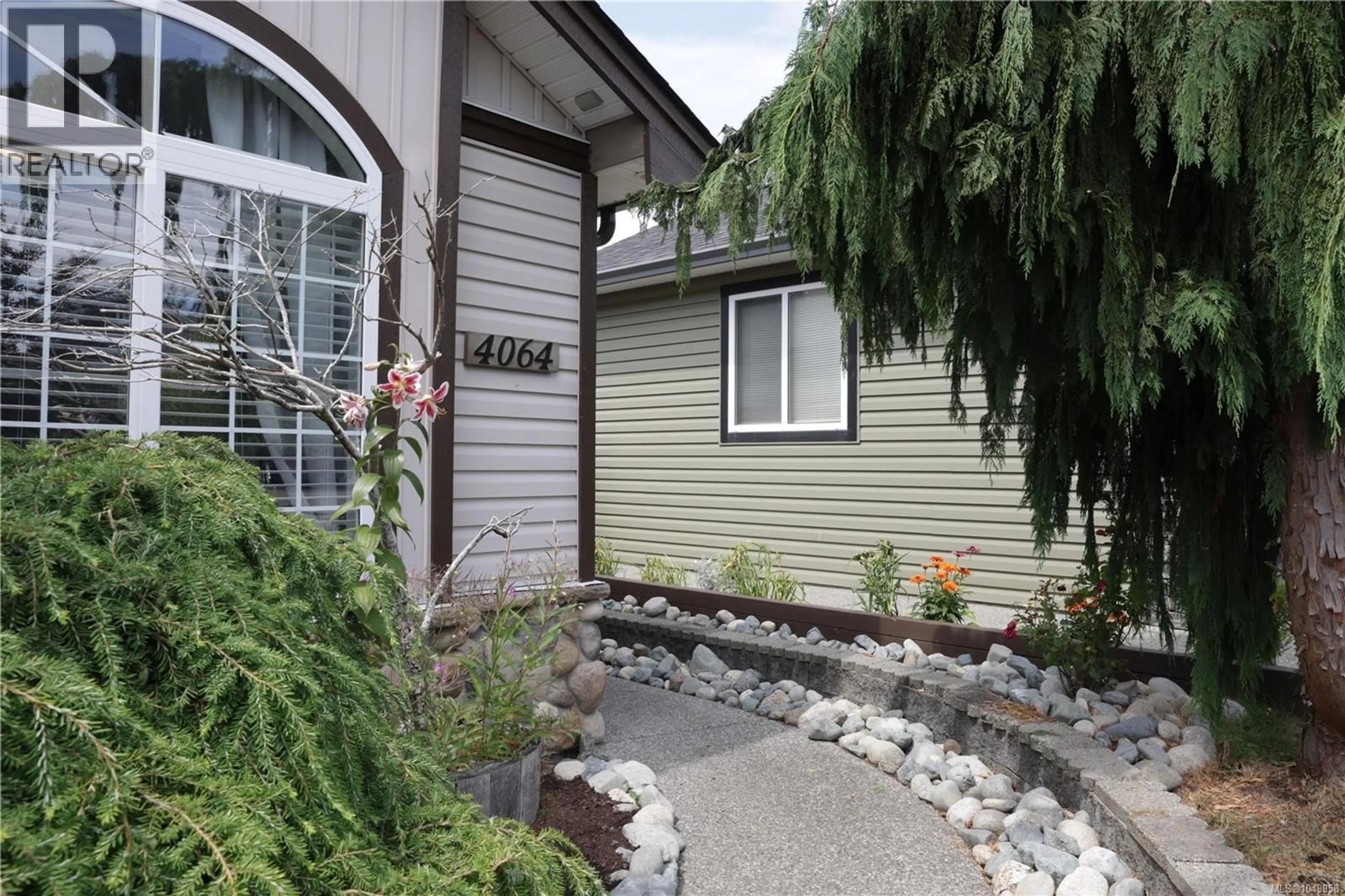 Home with vinyl exterior material, street for 4064 VALEWOOD DRIVE, Nanaimo British Columbia V9T6B9