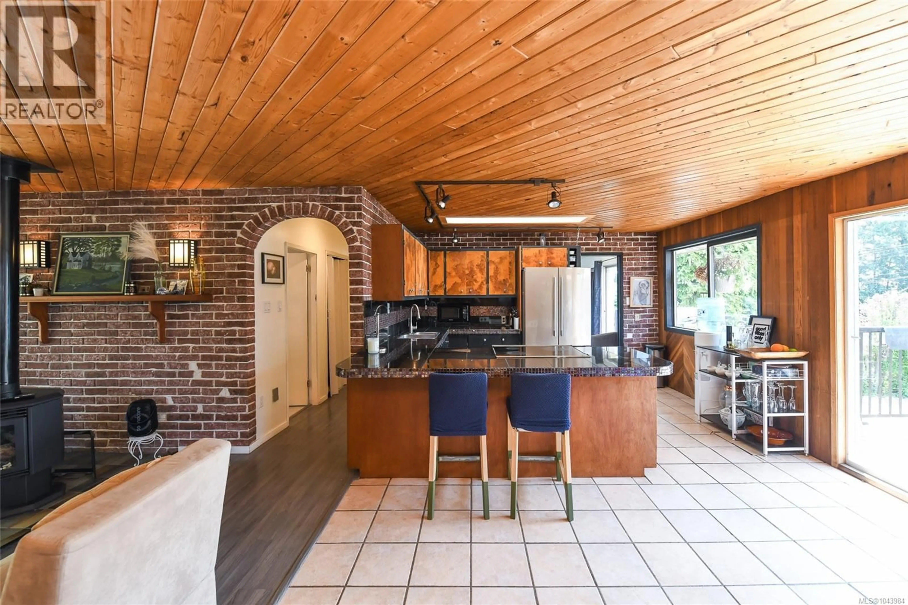 Open concept kitchen, ceramic/tile floor for 2178 DOWNEY AVENUE, Comox British Columbia V9M1W8